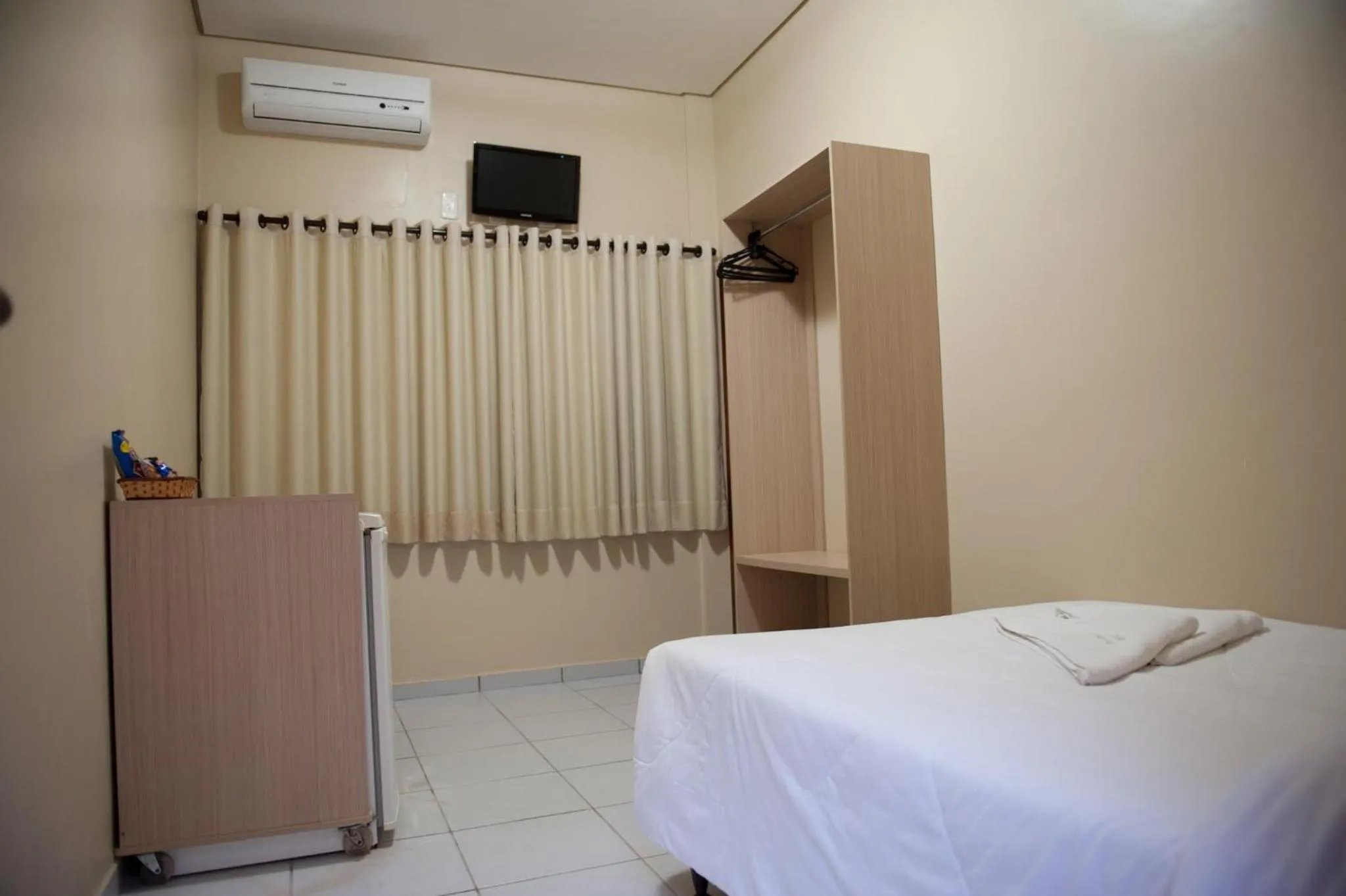 Bed in Italian Palace Hotel