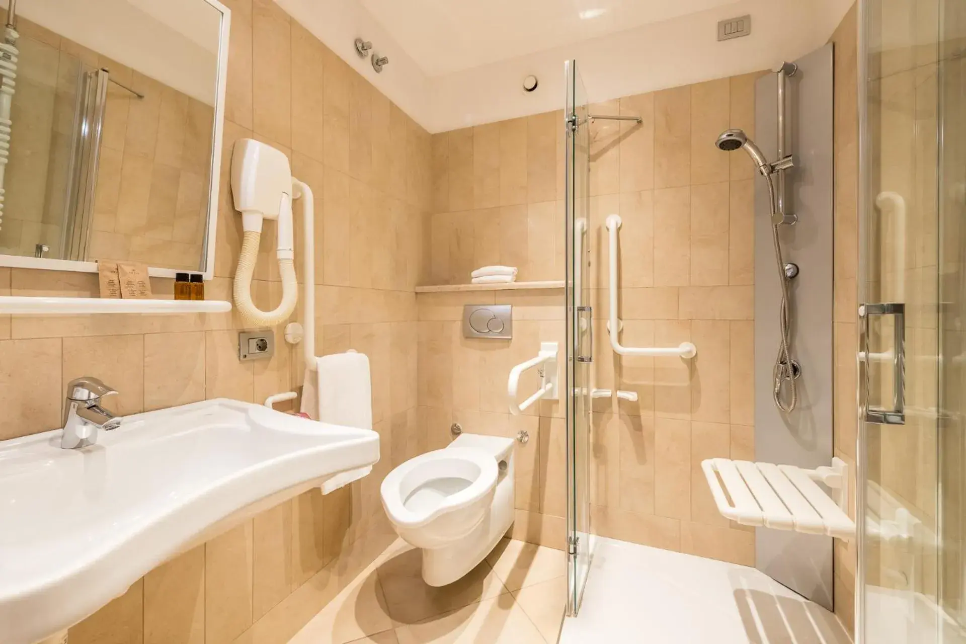 Twin Room - Disability Access in Hotel Katja Twin Room - Disability Access in Hotel Katja