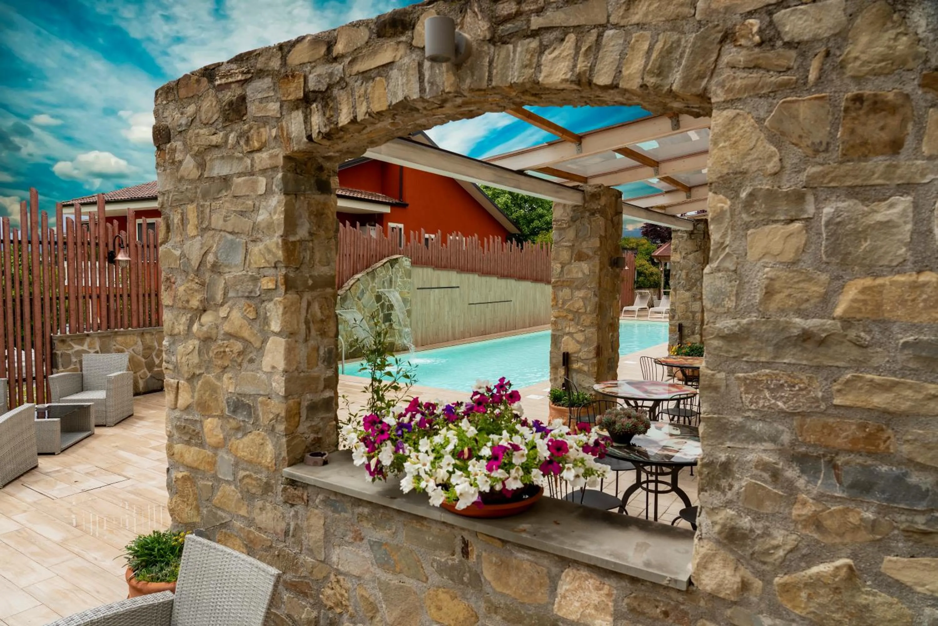 Swimming pool in Hotel Villa Venus Resort & SPA