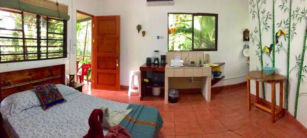 Bed in Hotel Tropical Sands Dominical