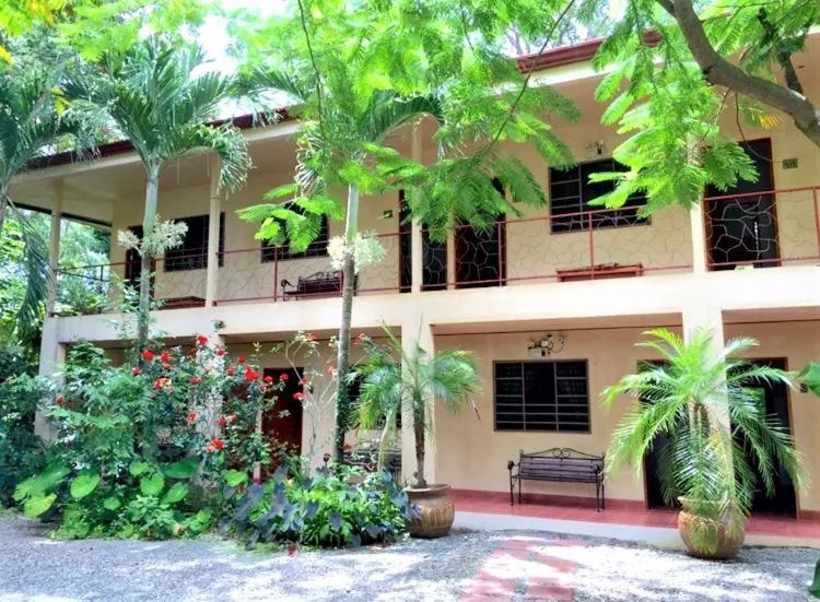 Property building in Hotel Tropical Sands Dominical