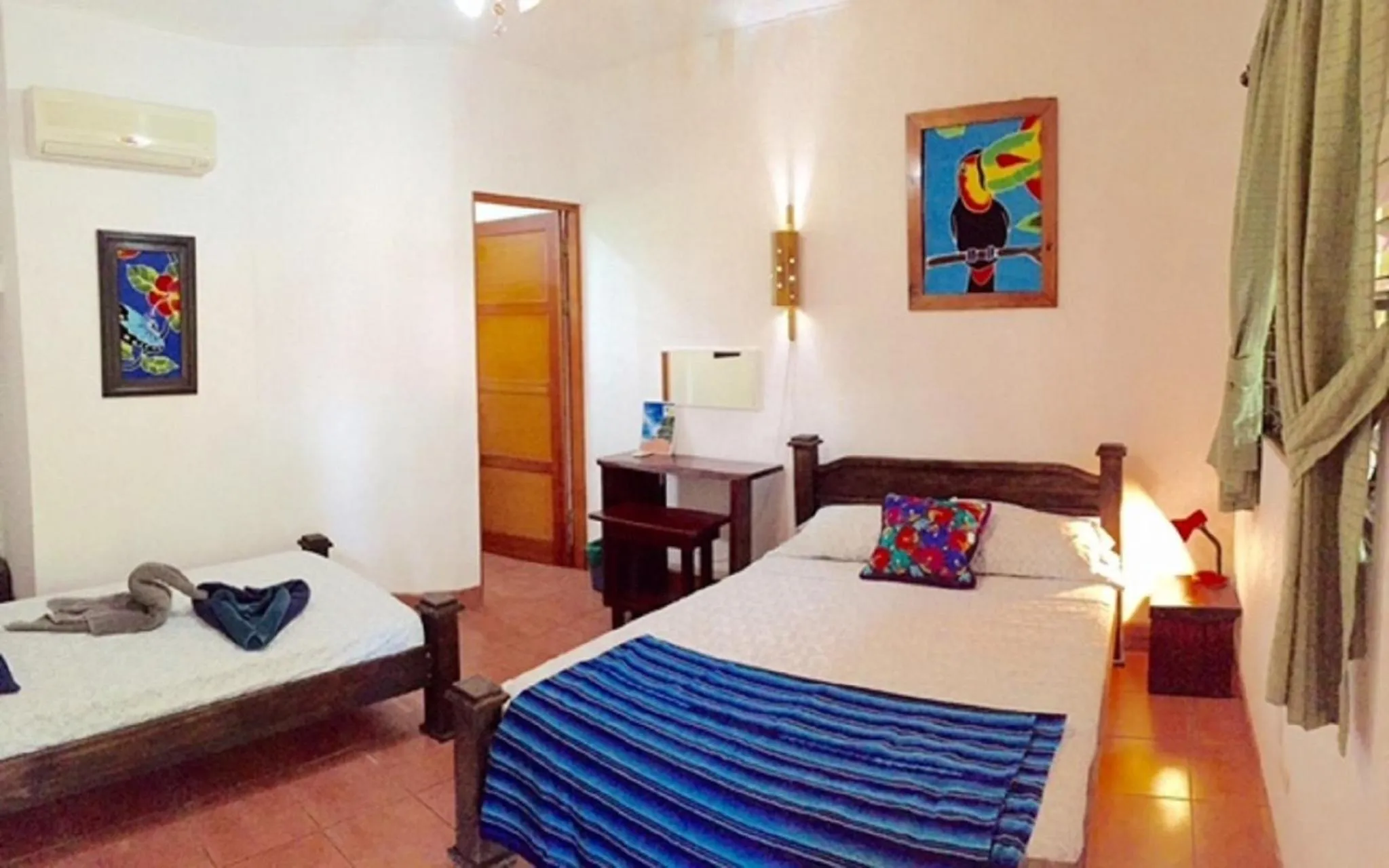 Photo of the whole room, Bed in Hotel Tropical Sands Dominical