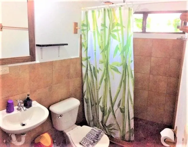 Bathroom in Hotel Tropical Sands Dominical