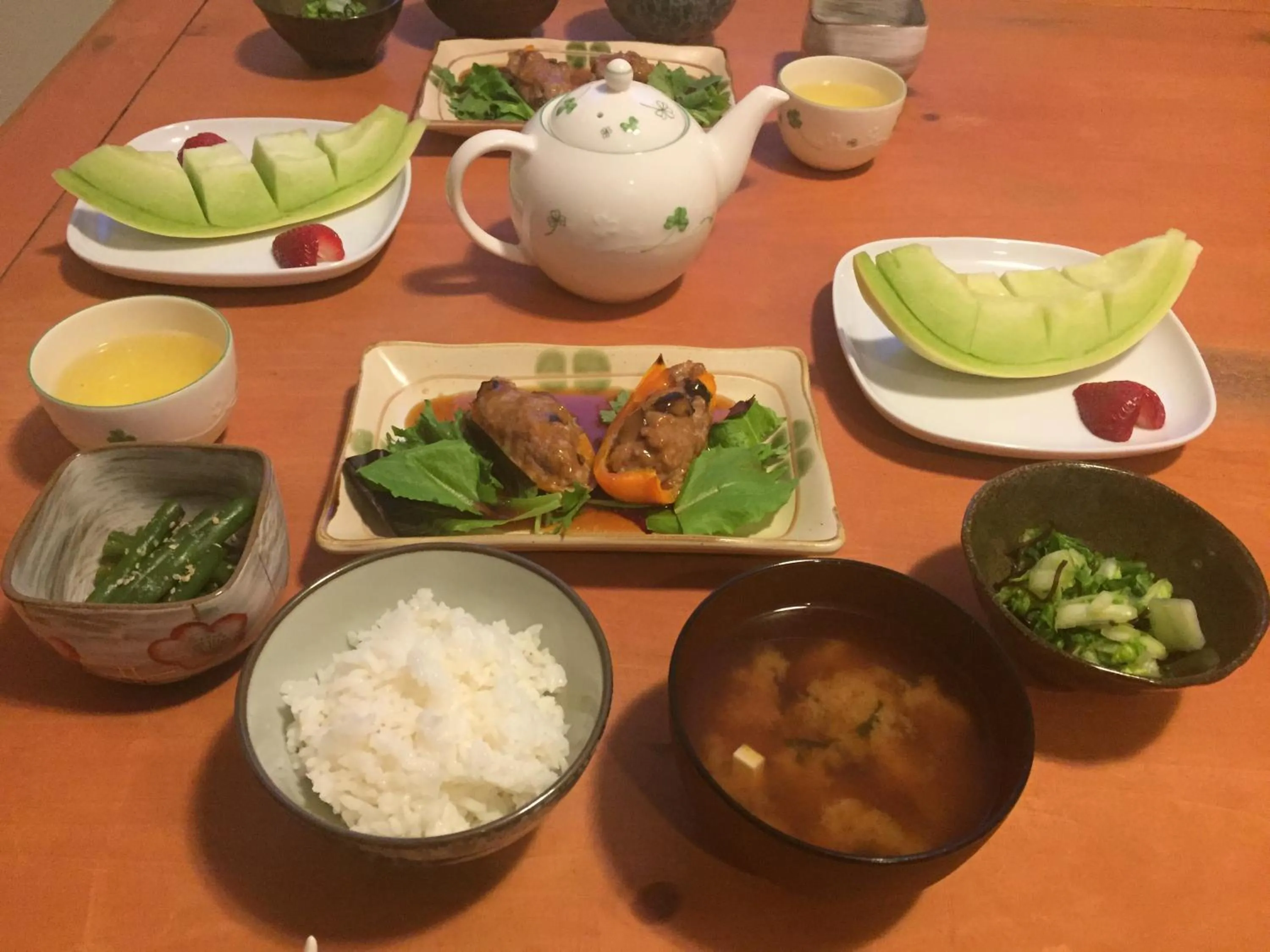 Asian breakfast in Bed & Breakfast Monarch