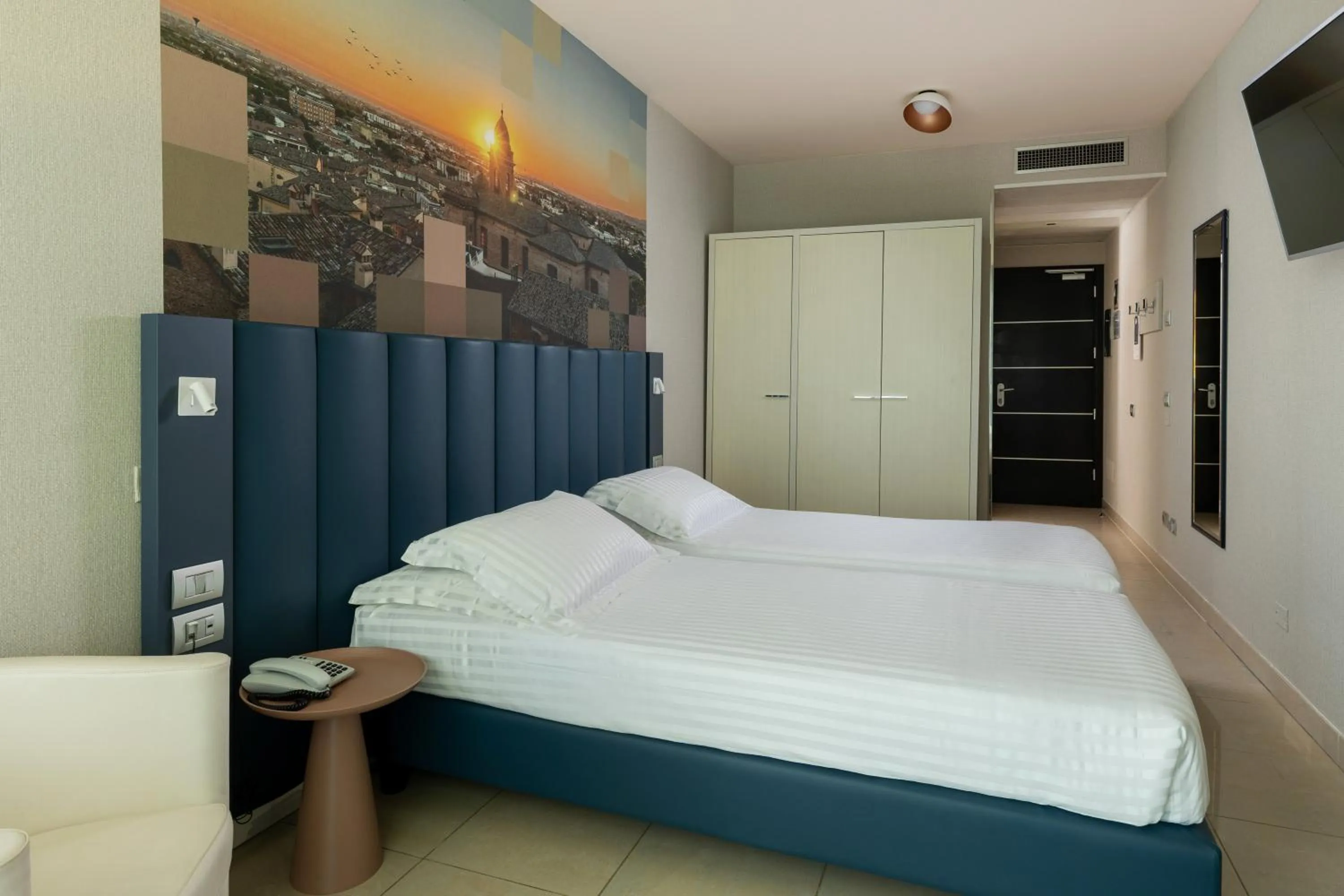 Bed in Mercure Hotel Rimini Artis