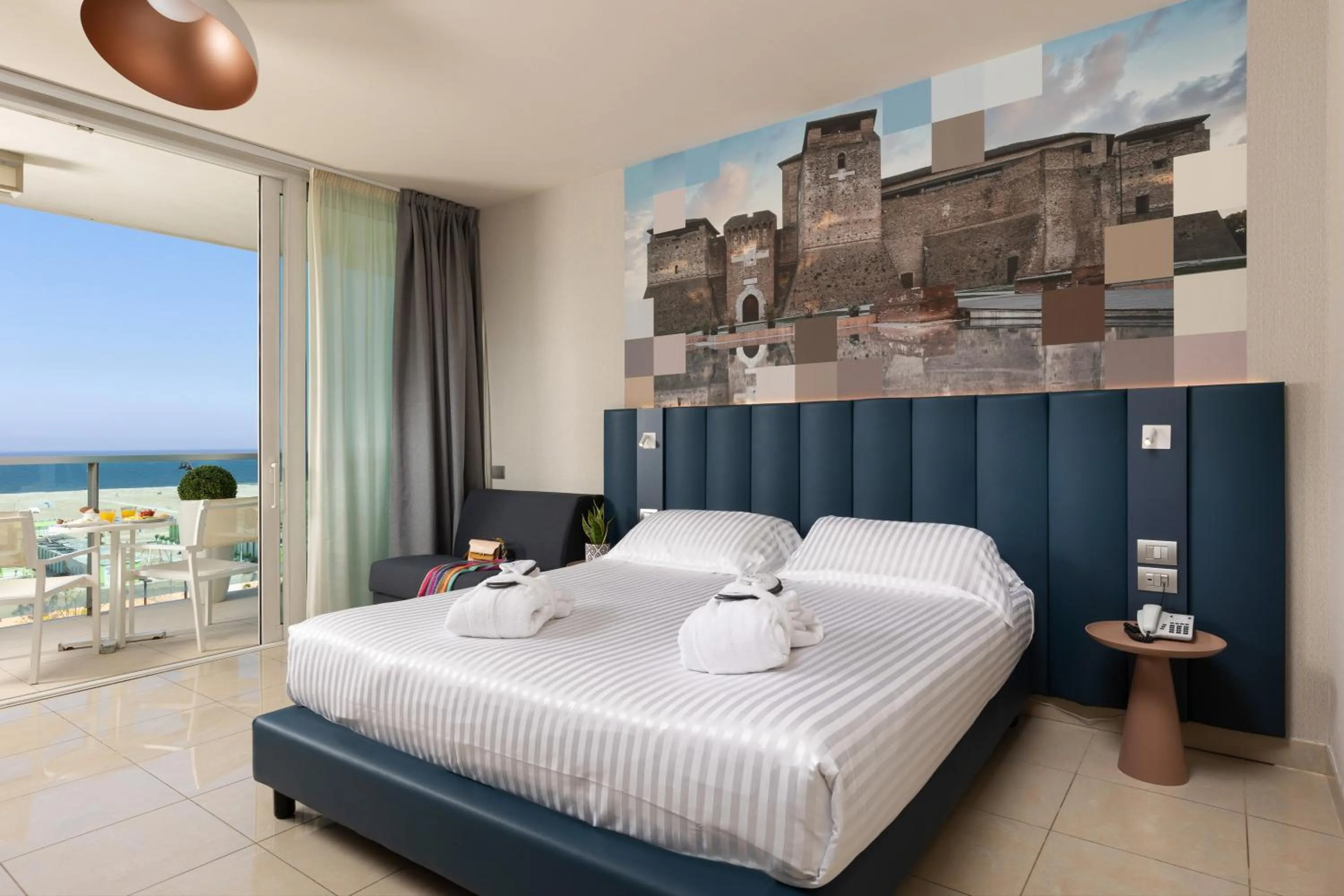 Bed in Mercure Hotel Rimini Artis