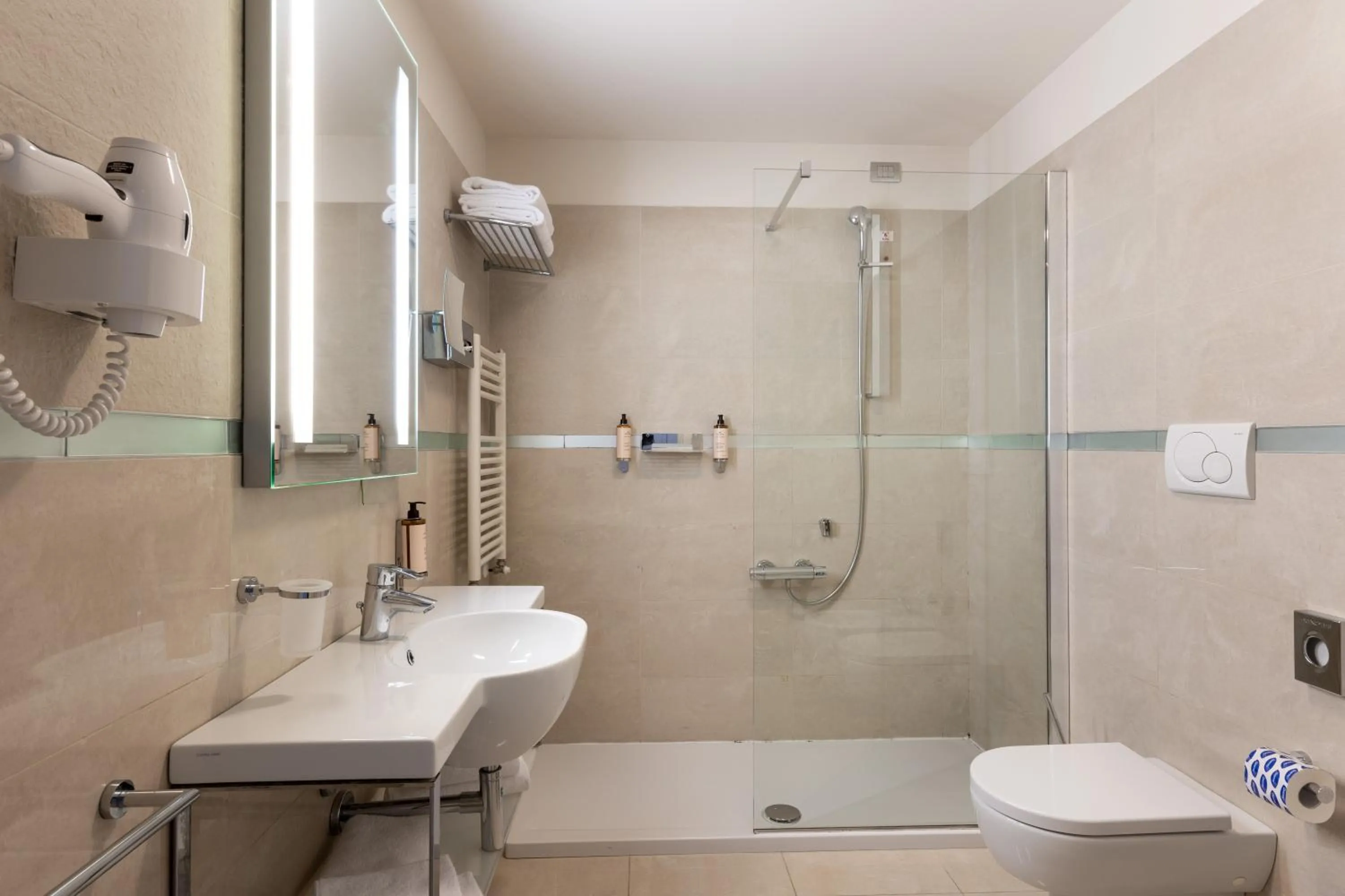 Bathroom in Mercure Hotel Rimini Artis