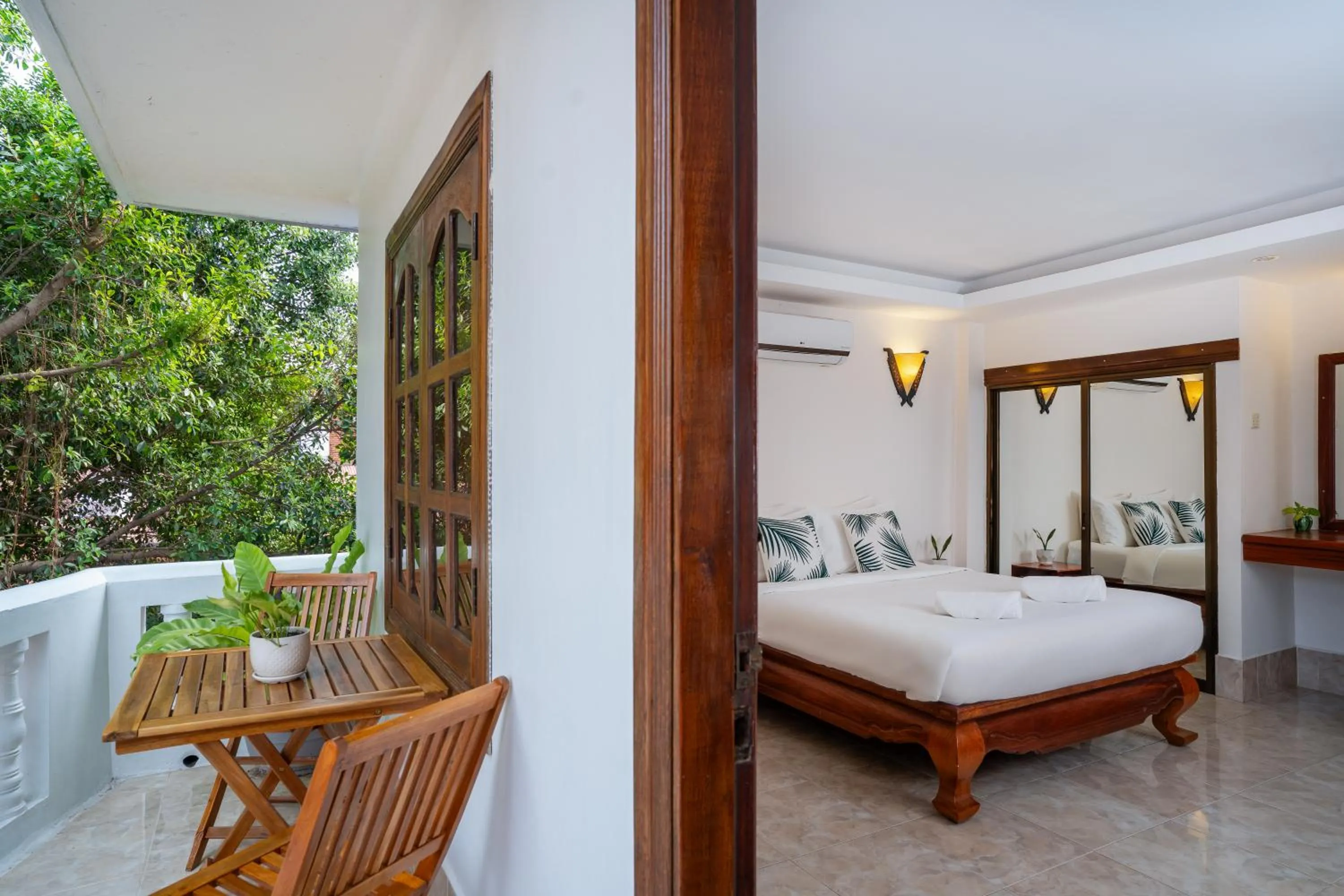 Balcony/Terrace, Bed in Villa D Riverside Boutique Hotel