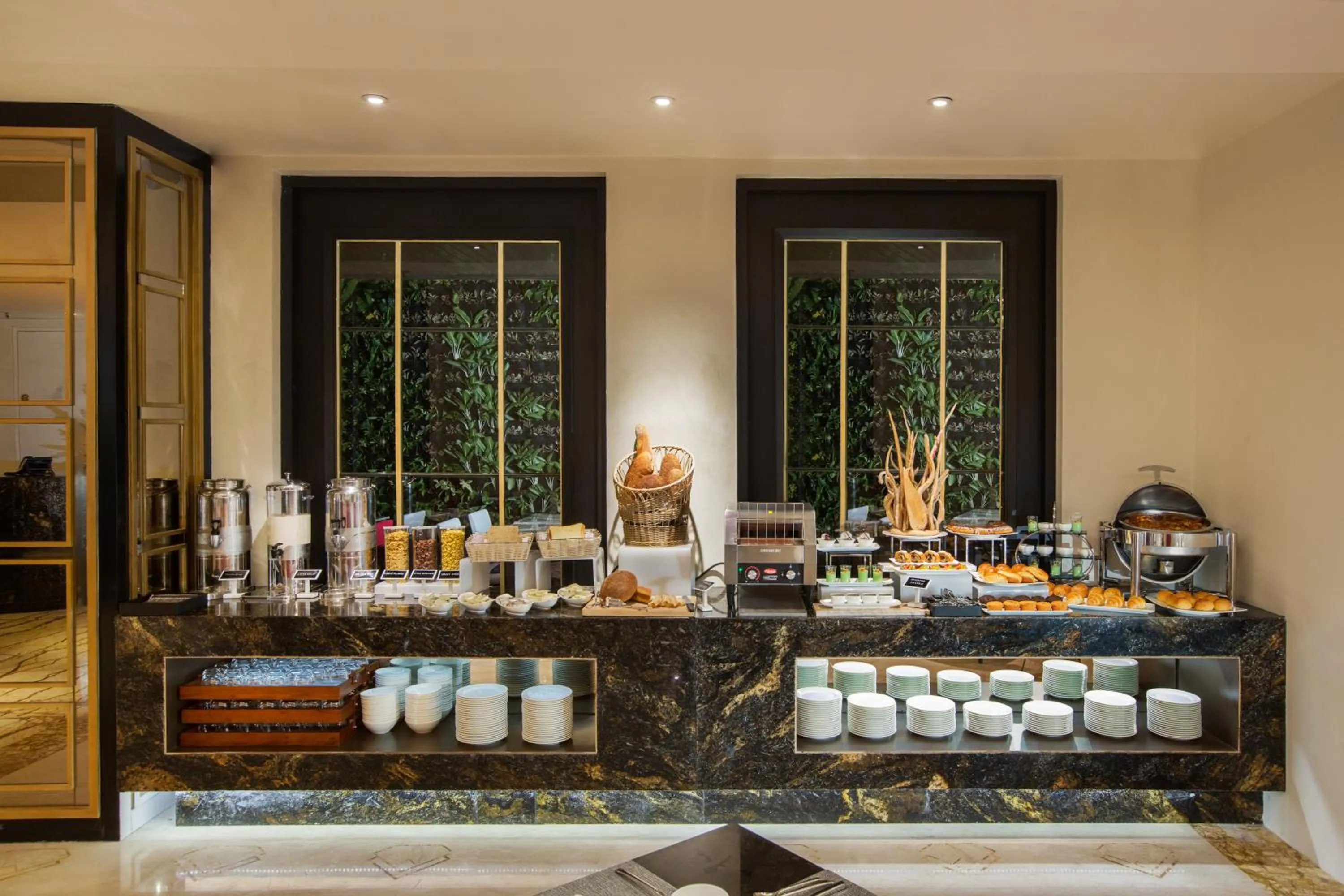 Food and drinks in Swiss-Belboutique Yogyakarta