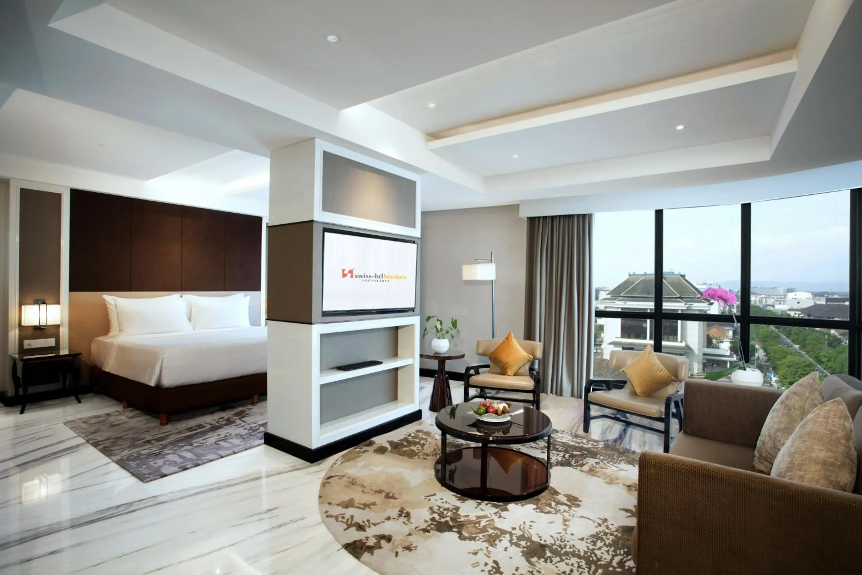 Business Suite in Swiss-Belboutique Yogyakarta Business Suite in Swiss-Belboutique Yogyakarta