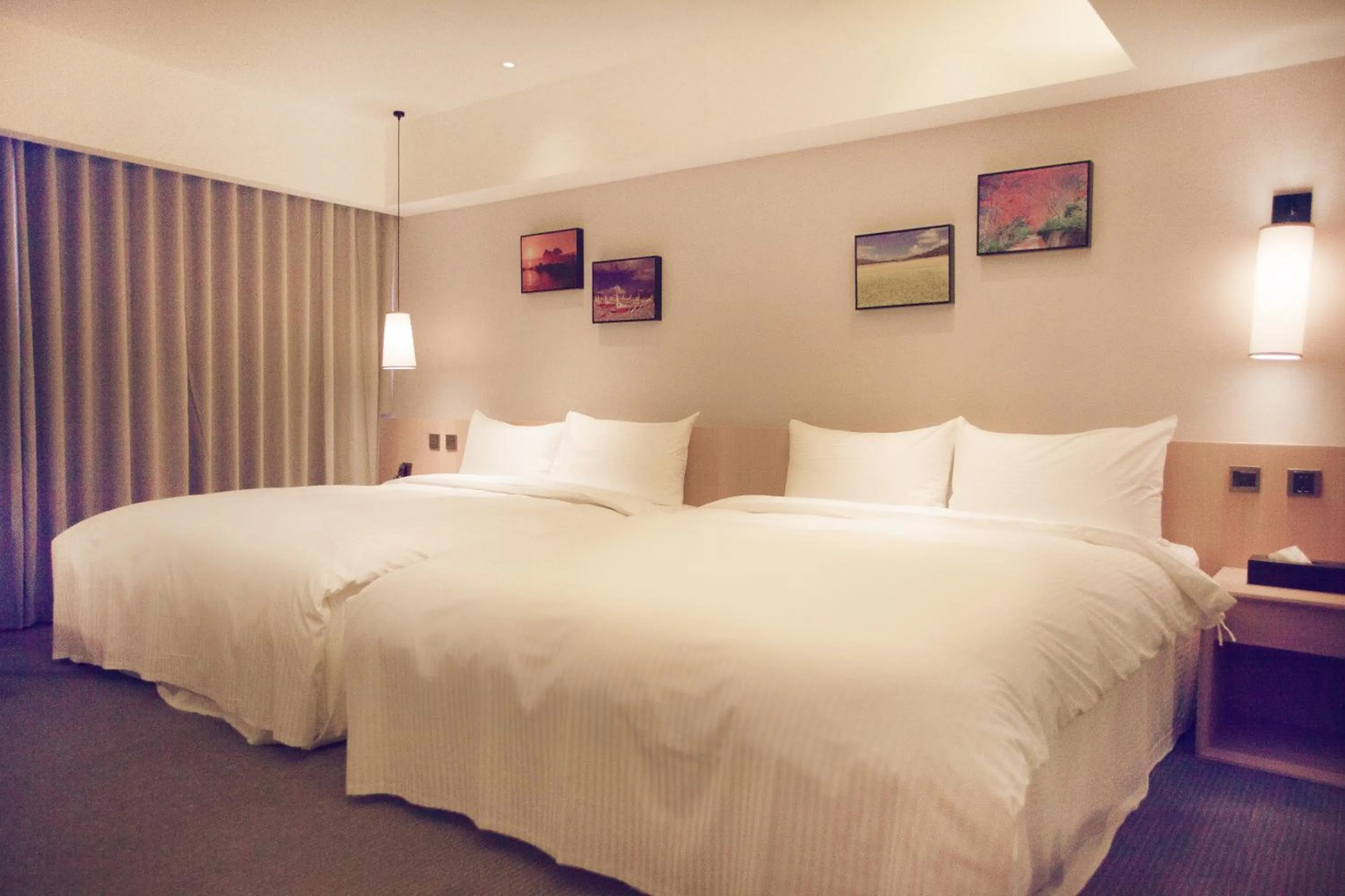 Photo of the whole room, Bed in Inn by the Village