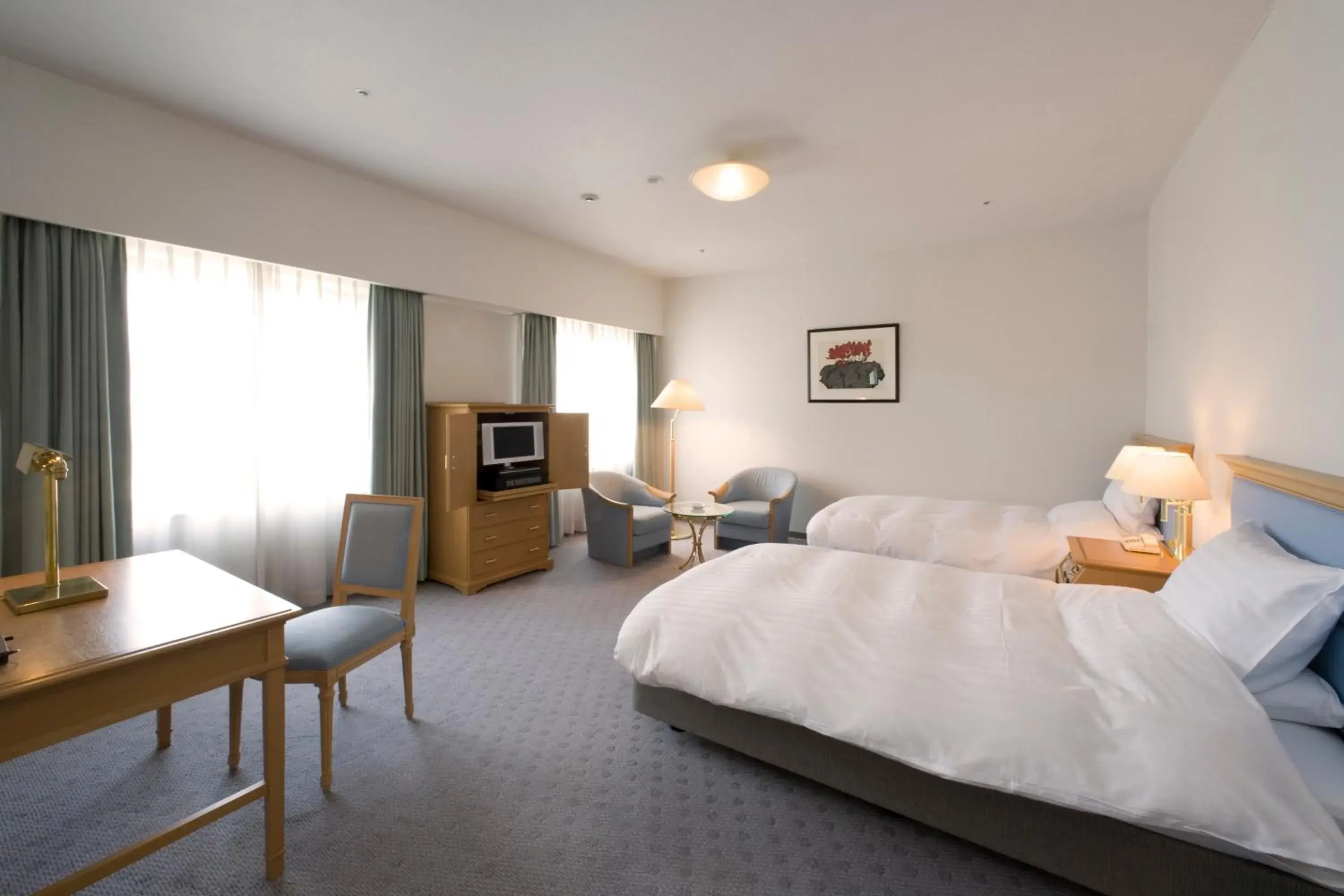 Photo of the whole room, Bed in Hotel Hamatsu Photo of the whole room, Bed in Hotel Hamatsu