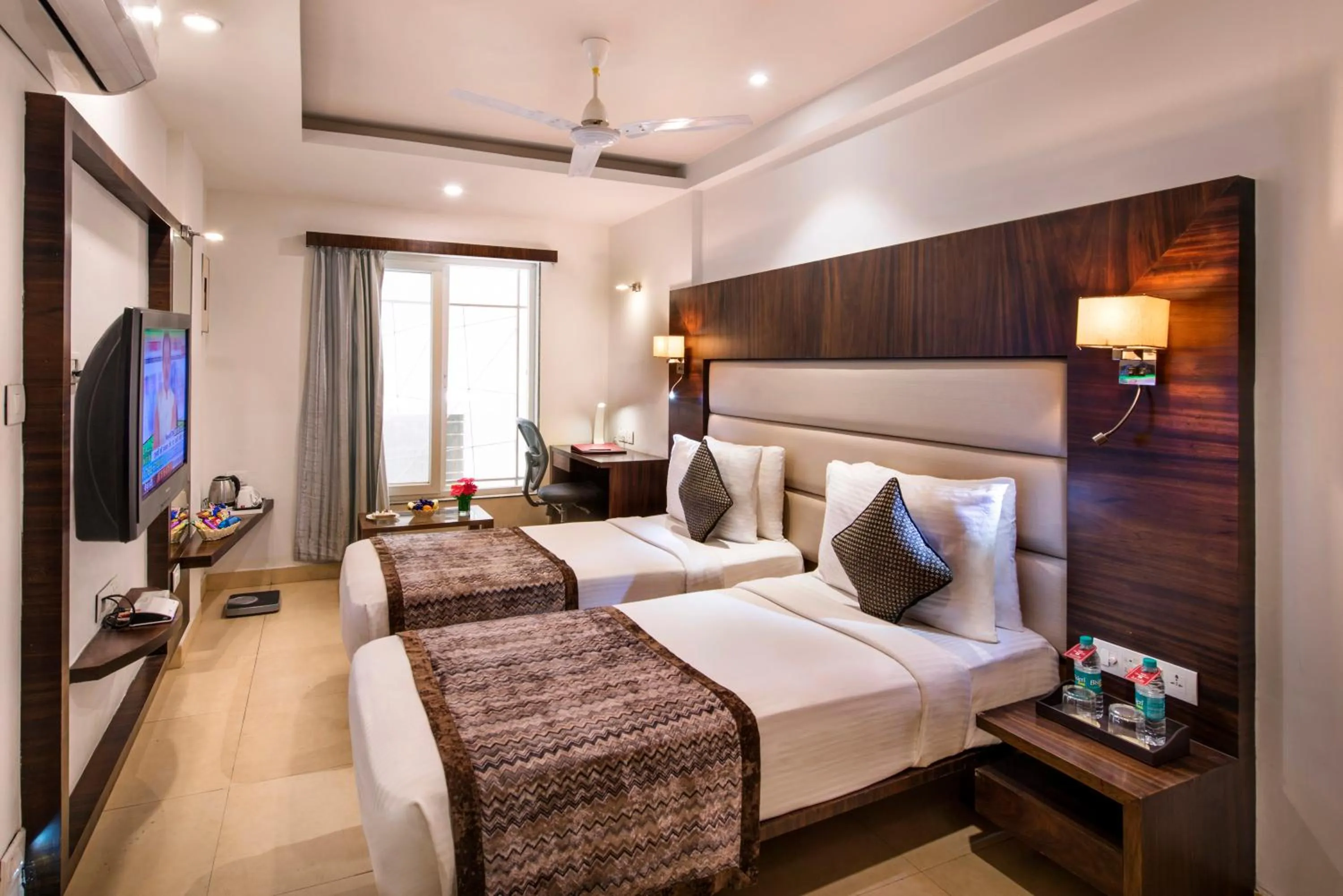 Street view, Bed in Lords Eco Inn Bengaluru Jayanagar