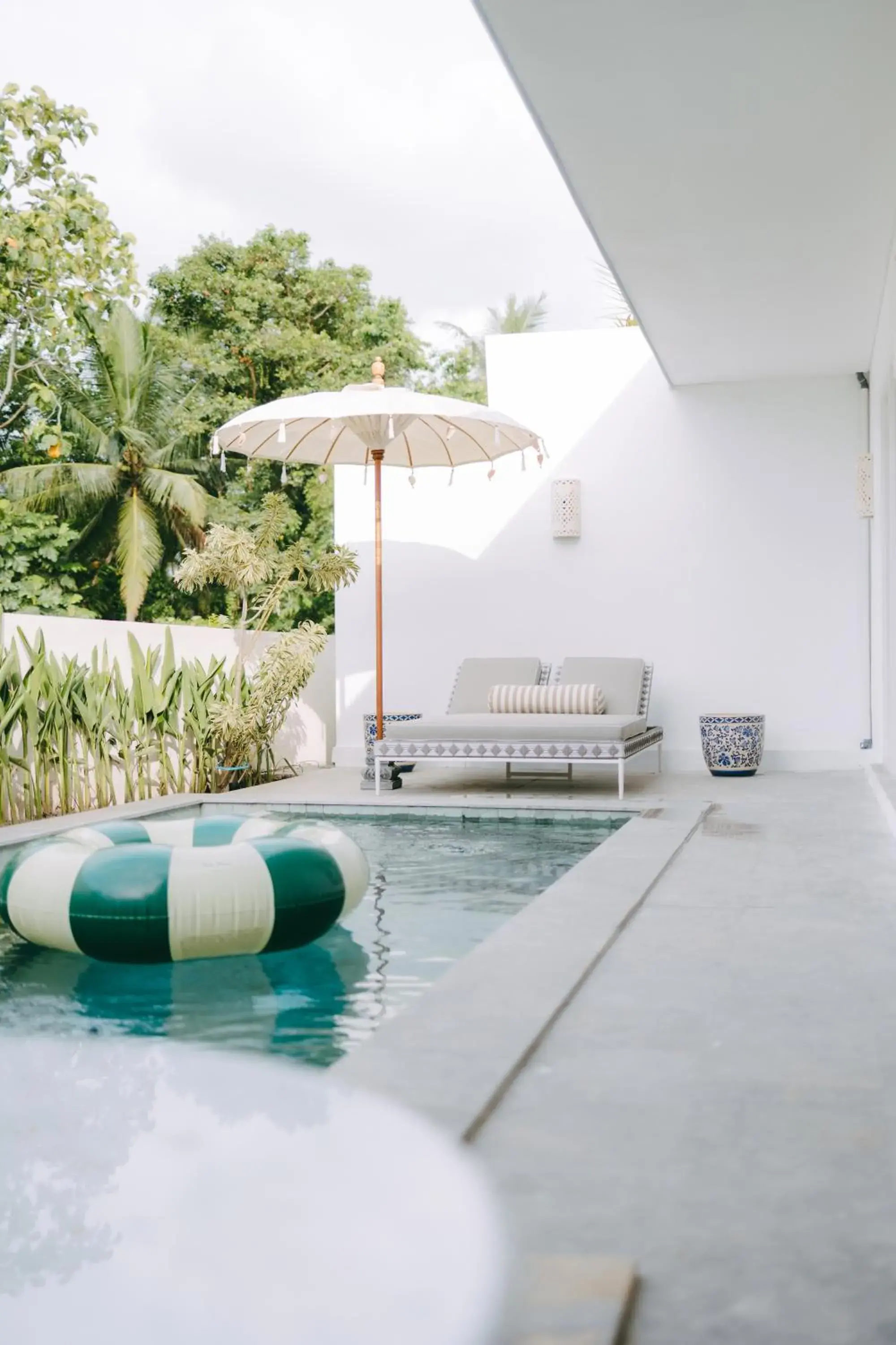 Swimming pool in Calma Ubud Suite & Villas - Rice Fields View, Infinity Pool ! Swimming pool in Calma Ubud Suite & Villas - Rice Fields View, Infinity Pool !