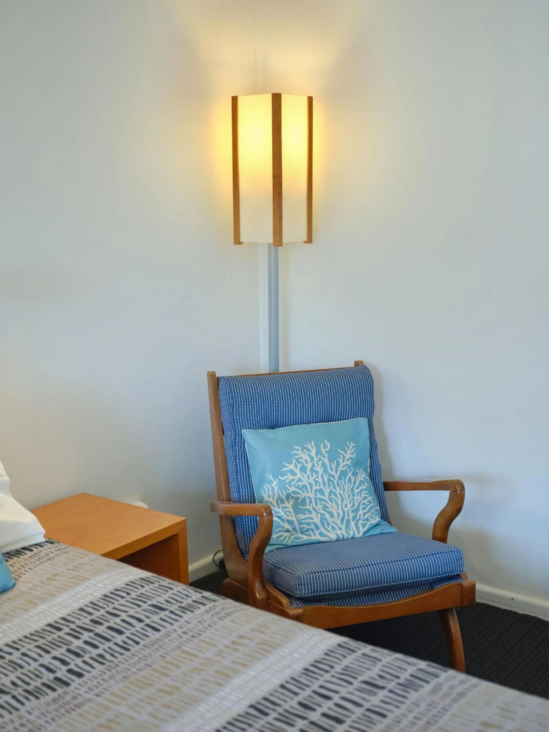 Bed in Culburra Beach Motel