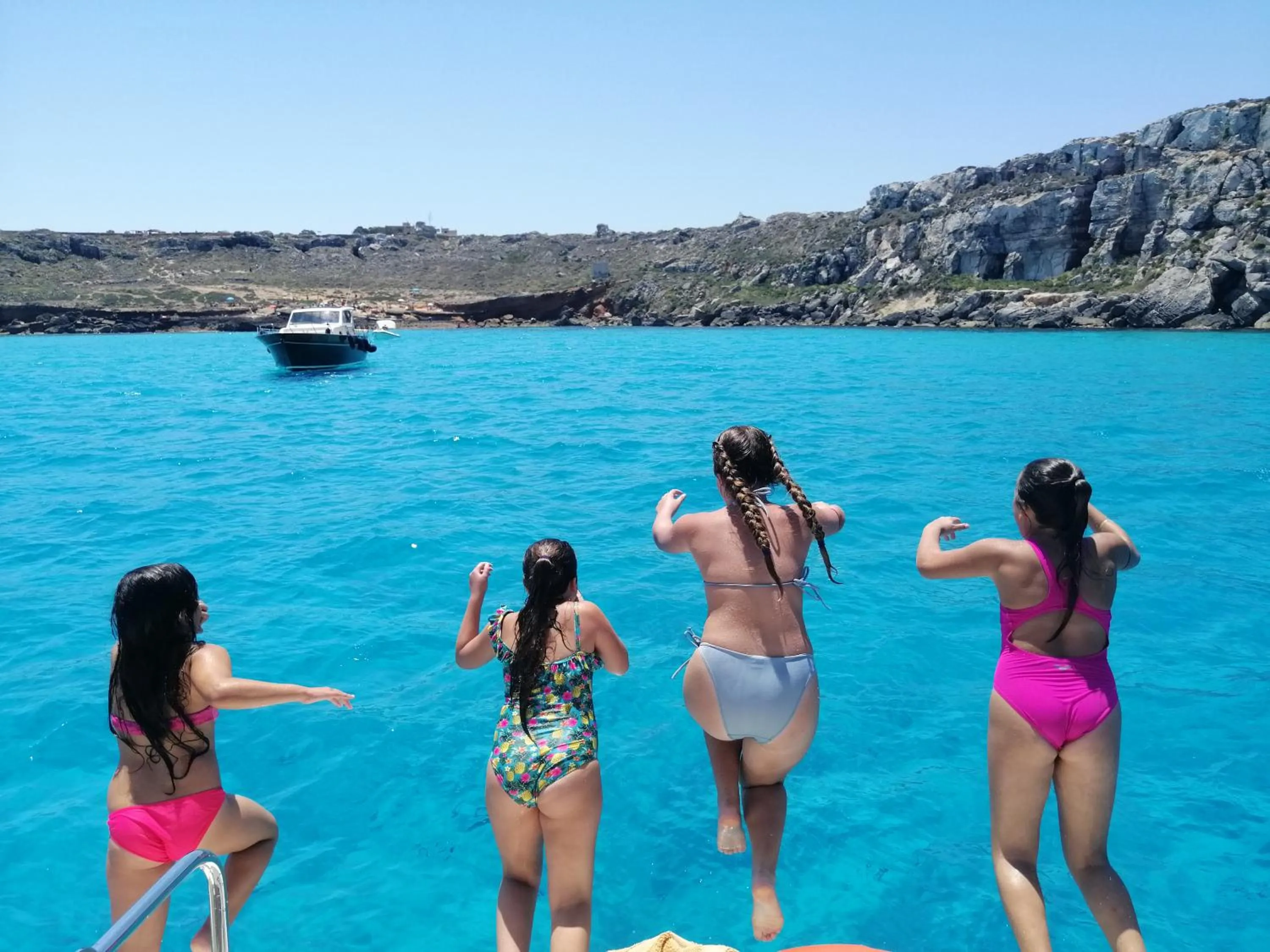 Hiking in L'Oasi Villaggio Albergo