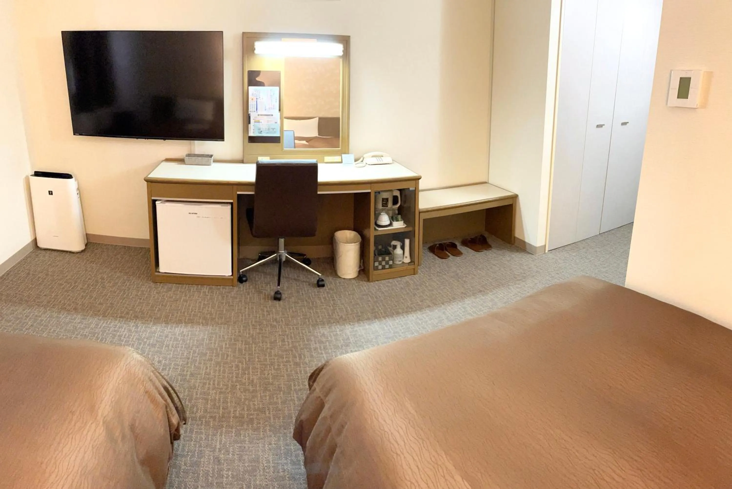 Photo of the whole room in Hotel Yassa