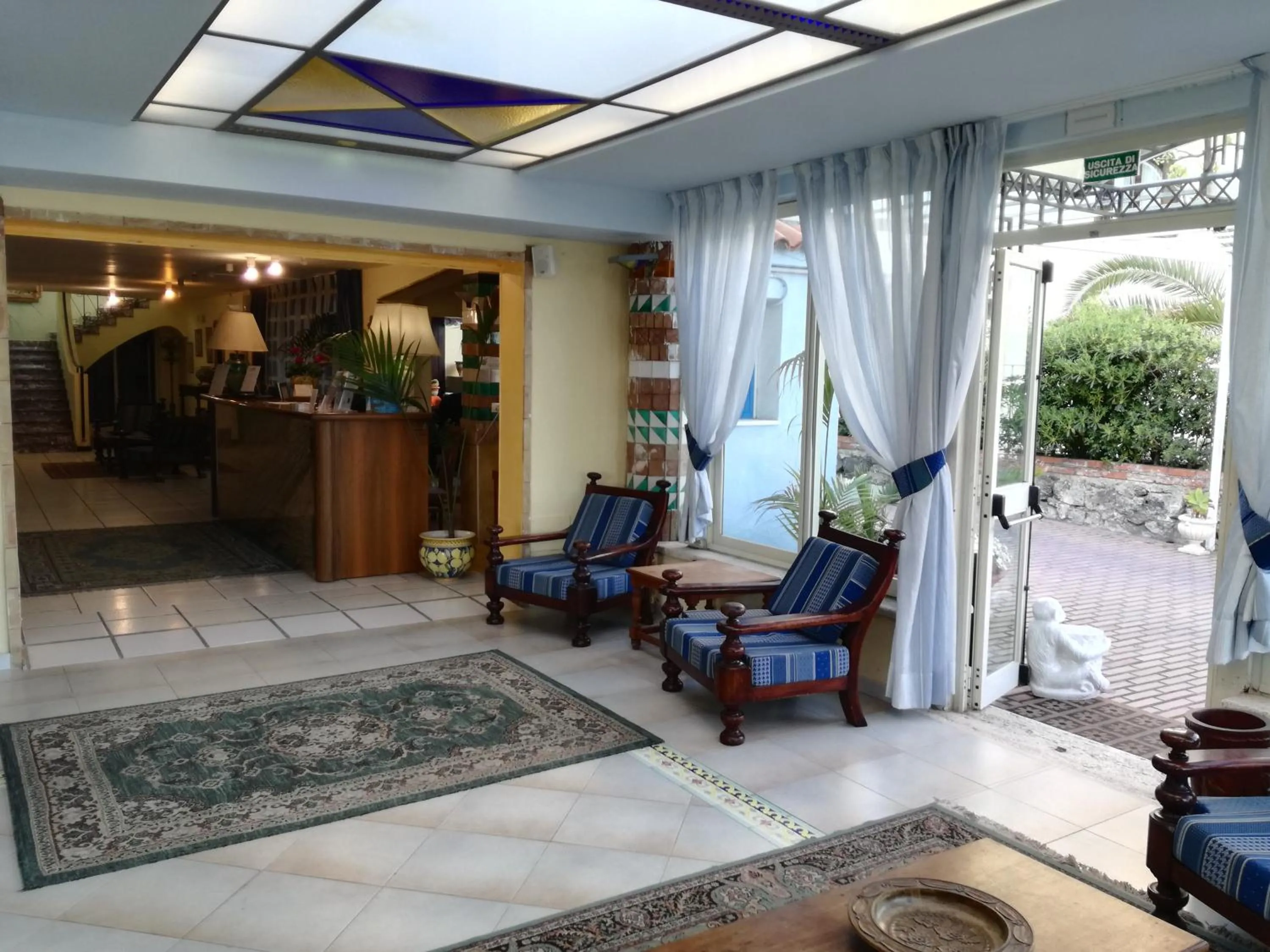 Communal lounge/ TV room in Hotel Nike