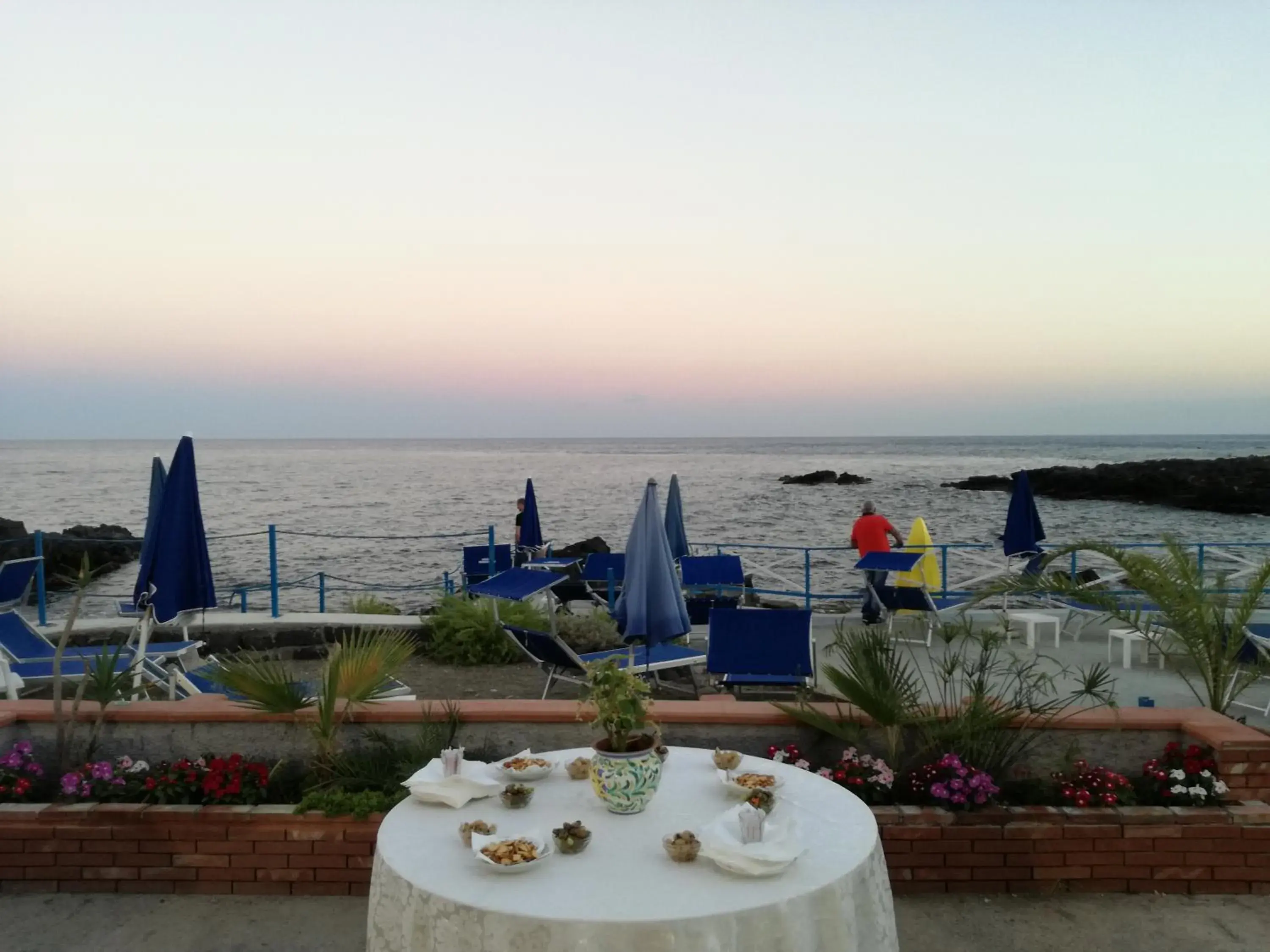 Restaurant/places to eat in Hotel Nike Restaurant/places to eat in Hotel Nike