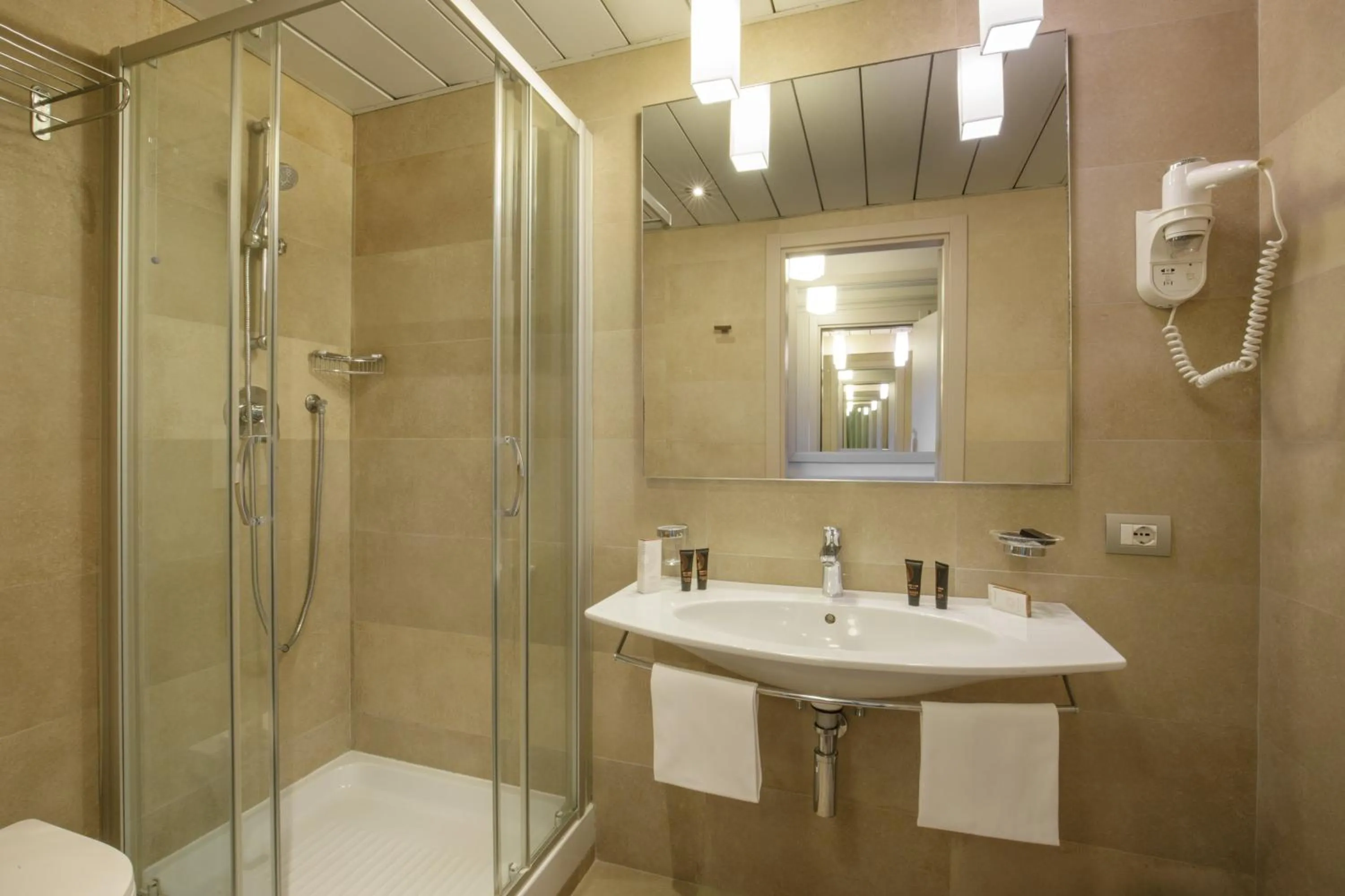 Bathroom in Grand Hotel Fleming by OMNIA hotels
