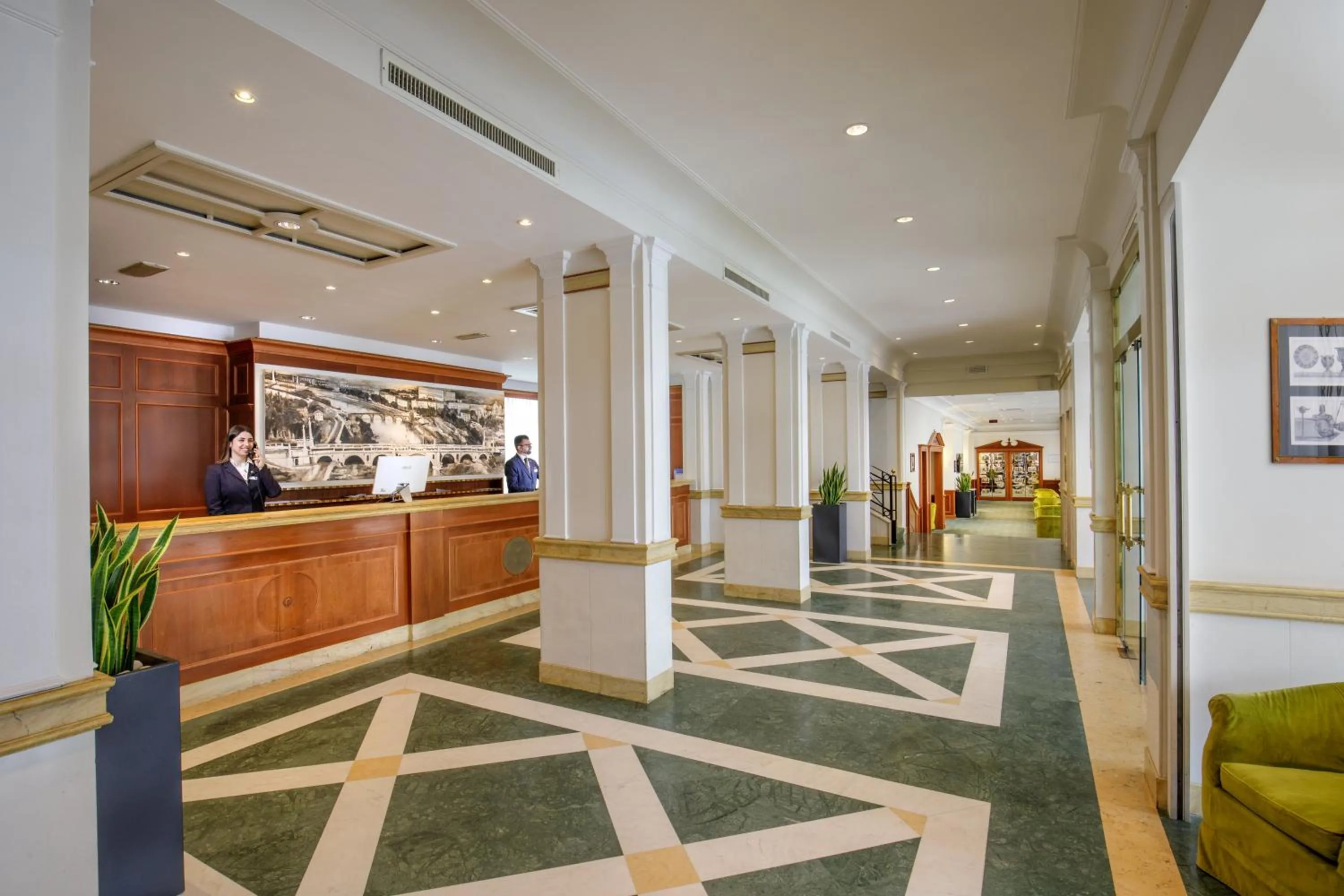 Lobby or reception in Grand Hotel Fleming by OMNIA hotels