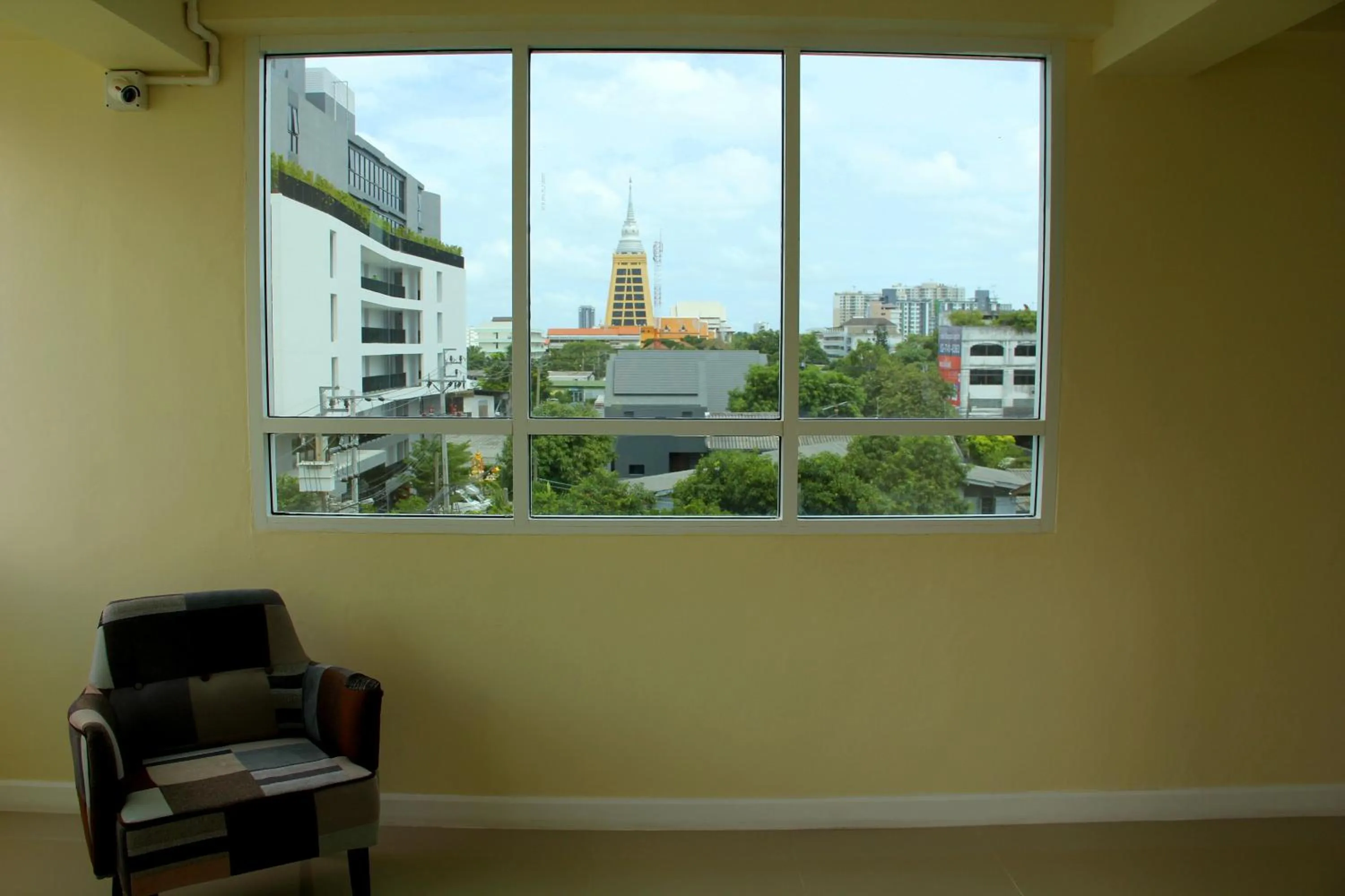 Landmark view in The Arni Sukhumvit 101