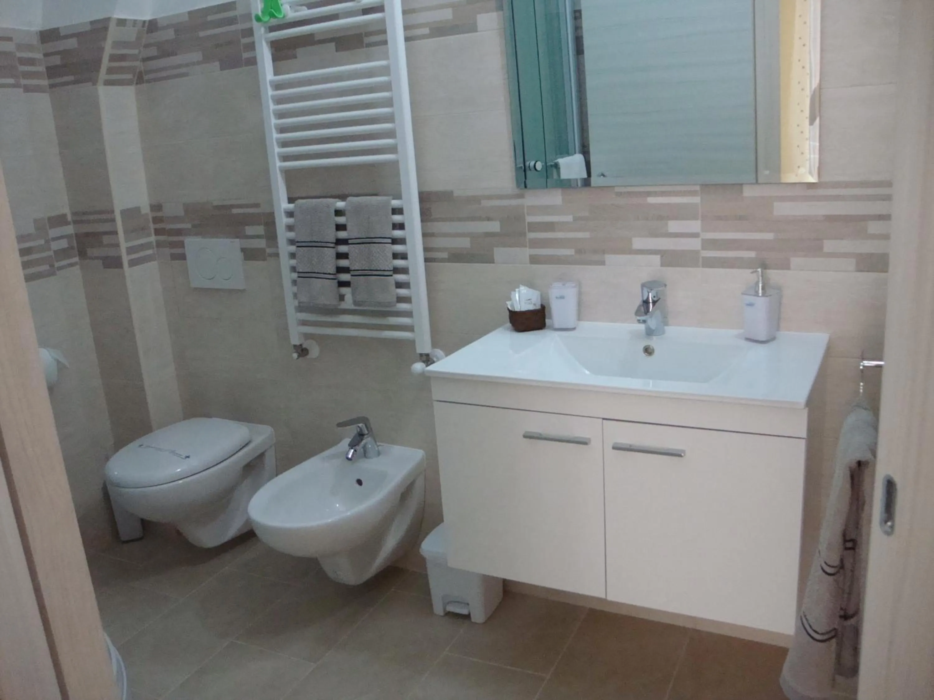 Shower in B&B La Gemma dei Sassi