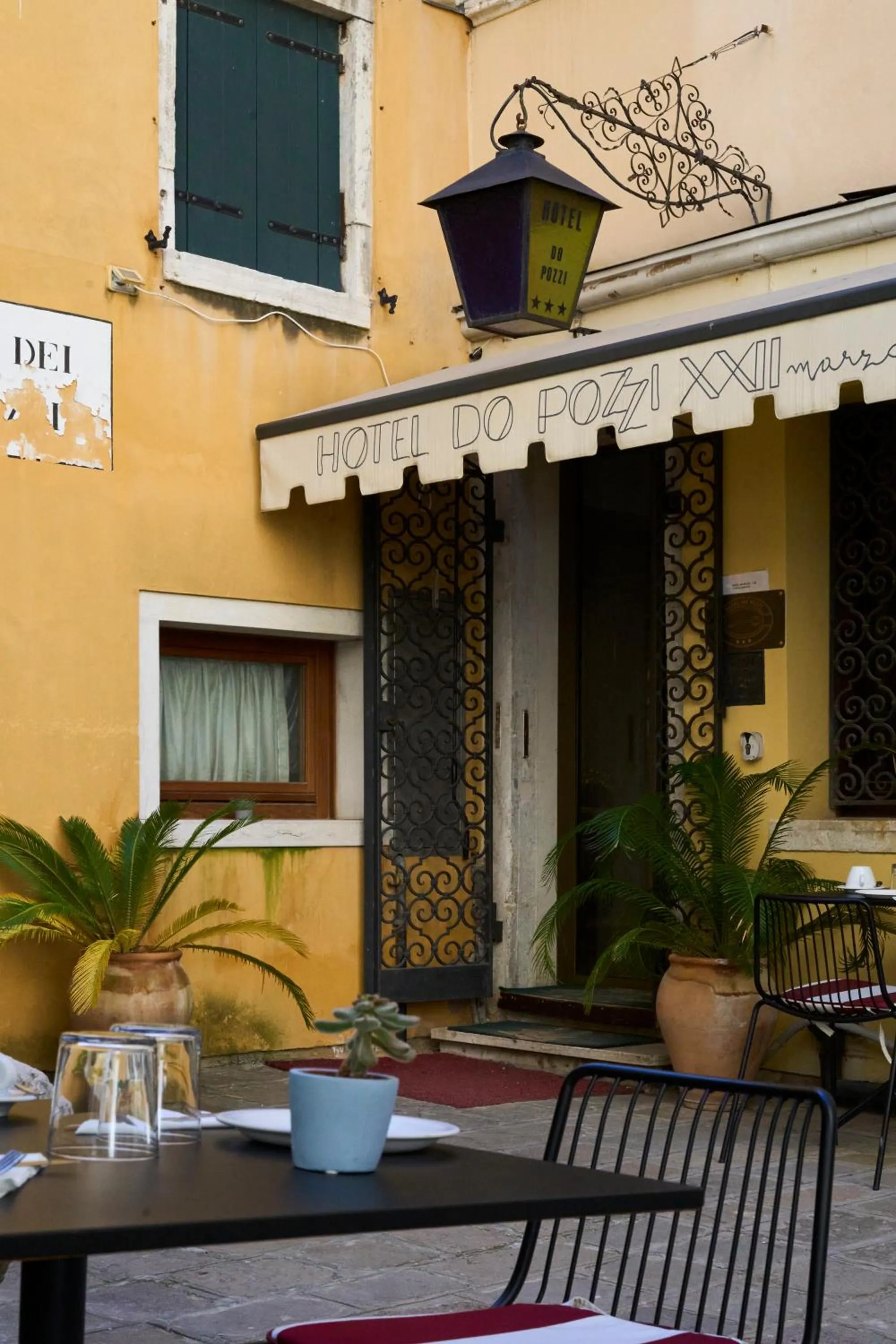 Facade/entrance in Hotel Do Pozzi