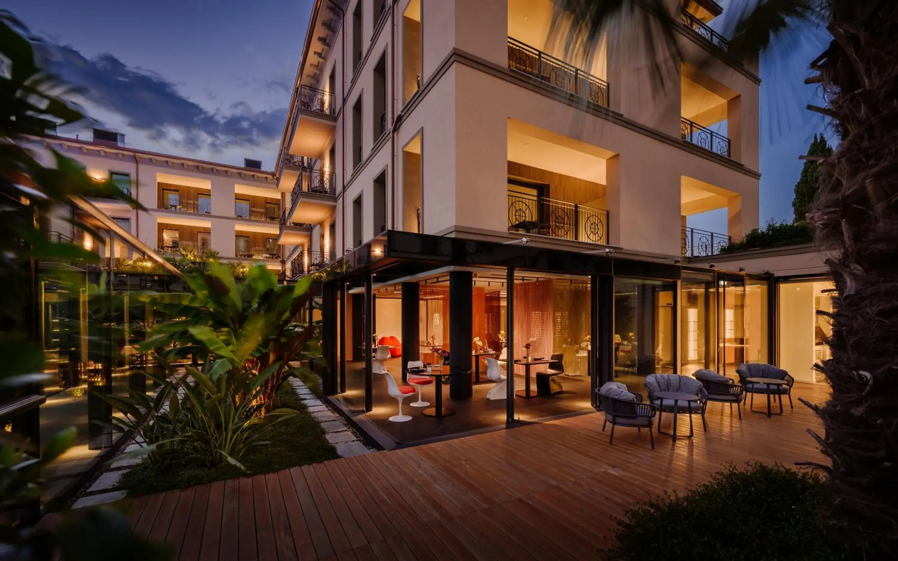 Property building in Grand Hotel Victoria concept & spa, by R Collection Hotels Property building in Grand Hotel Victoria concept & spa, by R Collection Hotels