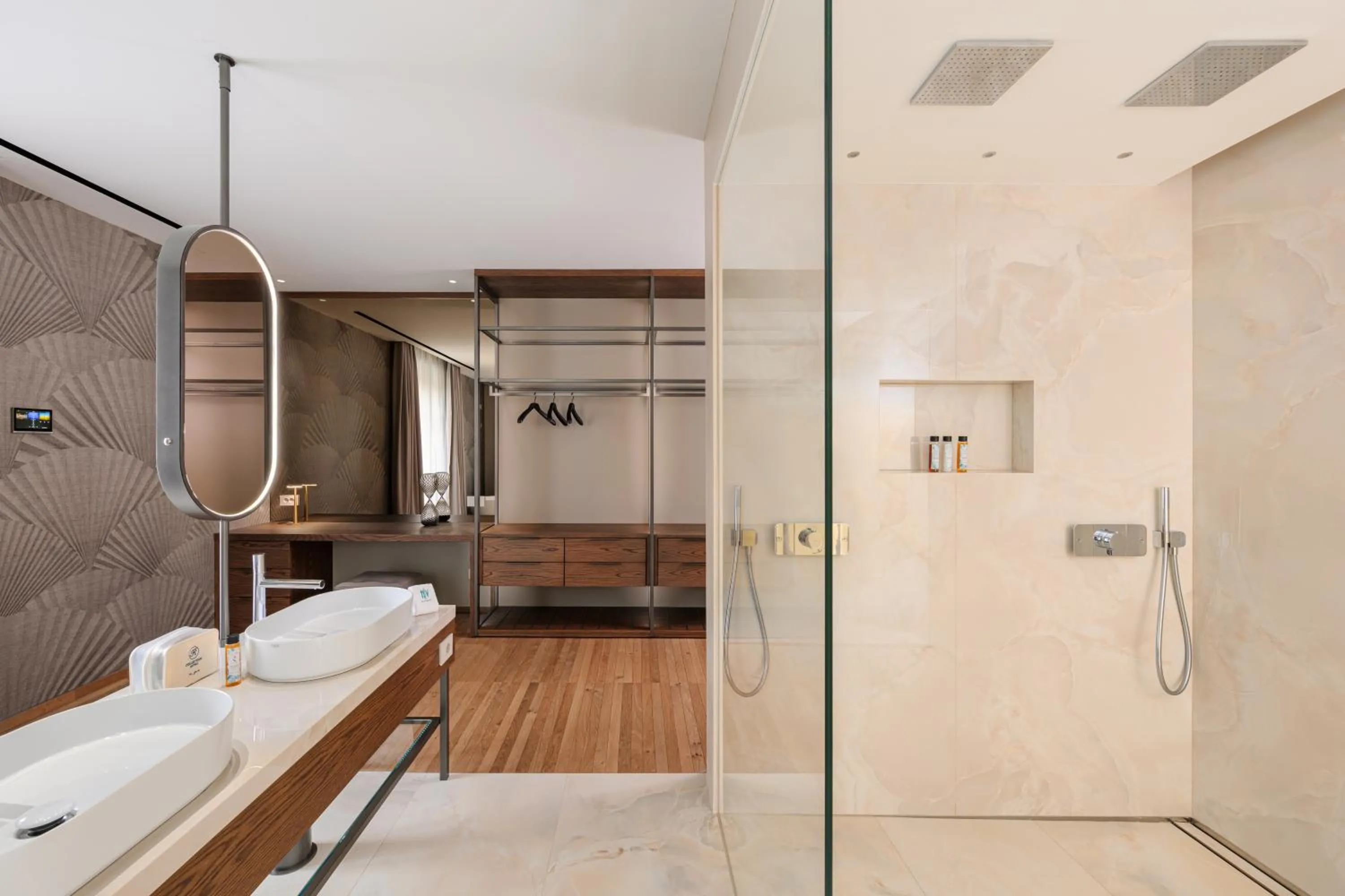 Bathroom in Grand Hotel Victoria concept & spa, by R Collection Hotels