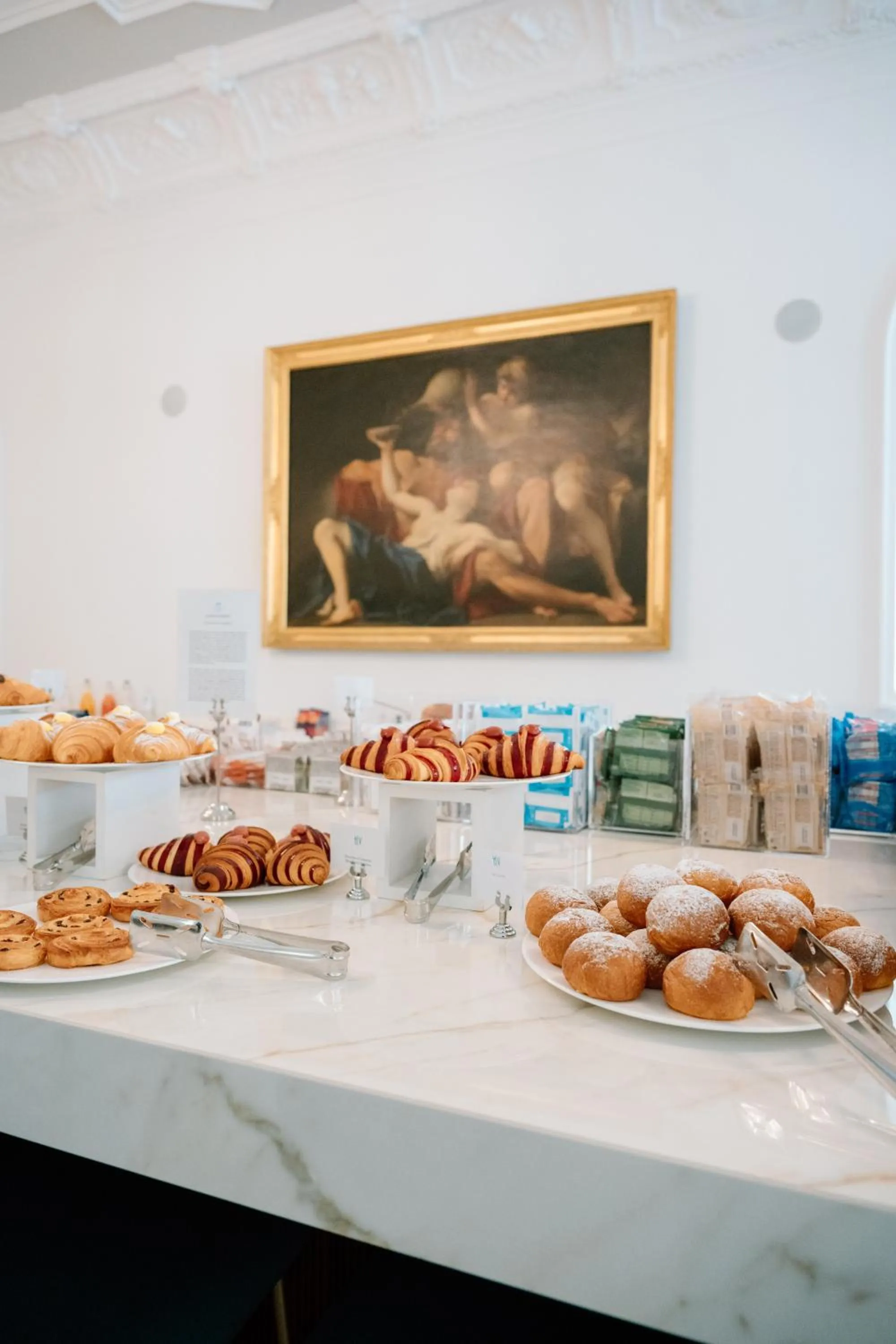 Breakfast in Grand Hotel Victoria concept & spa, by R Collection Hotels