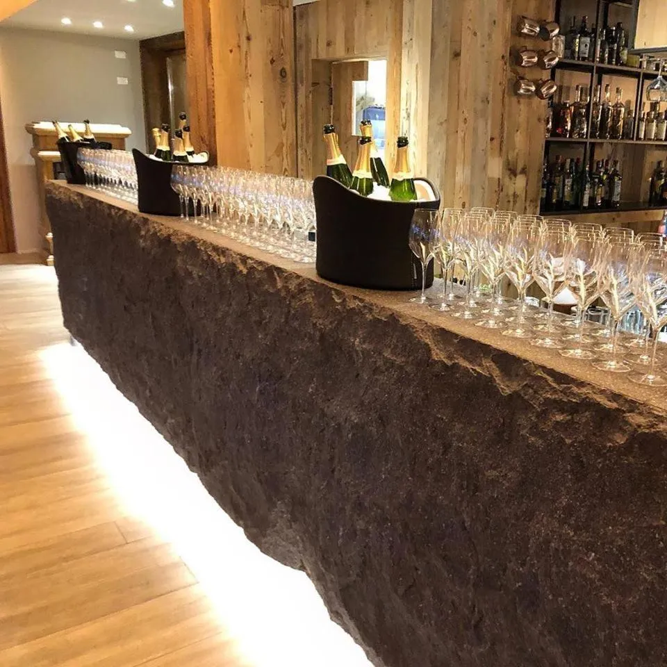 Lounge or bar in La Tana dell'orso Hotel & SPA