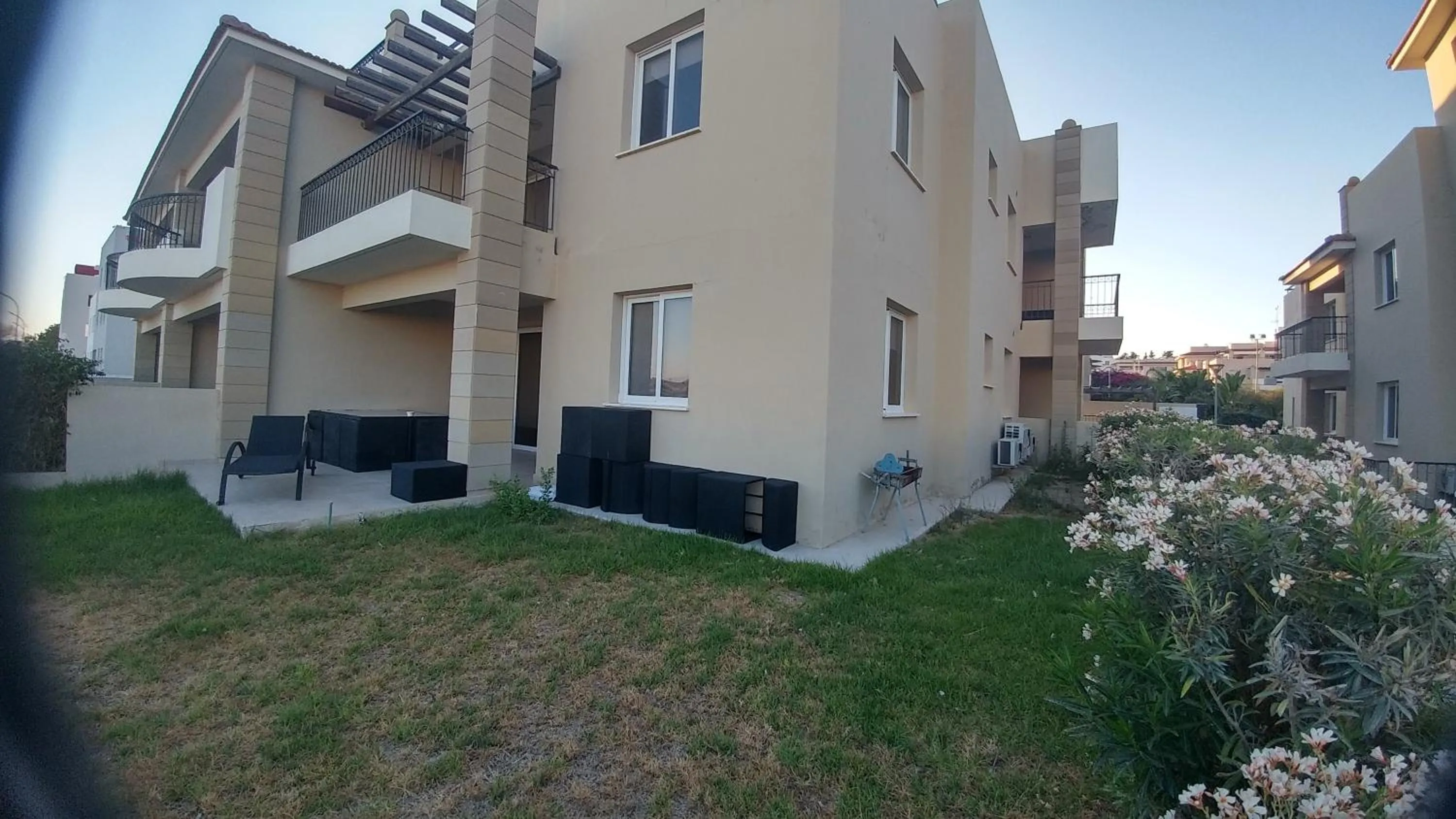 Property building in Pyla Gardens D5