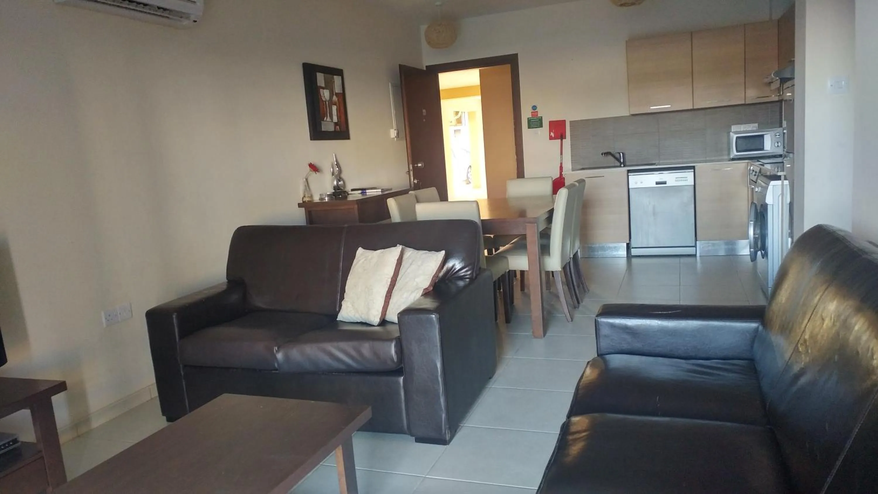 Seating area in Pyla Gardens D5