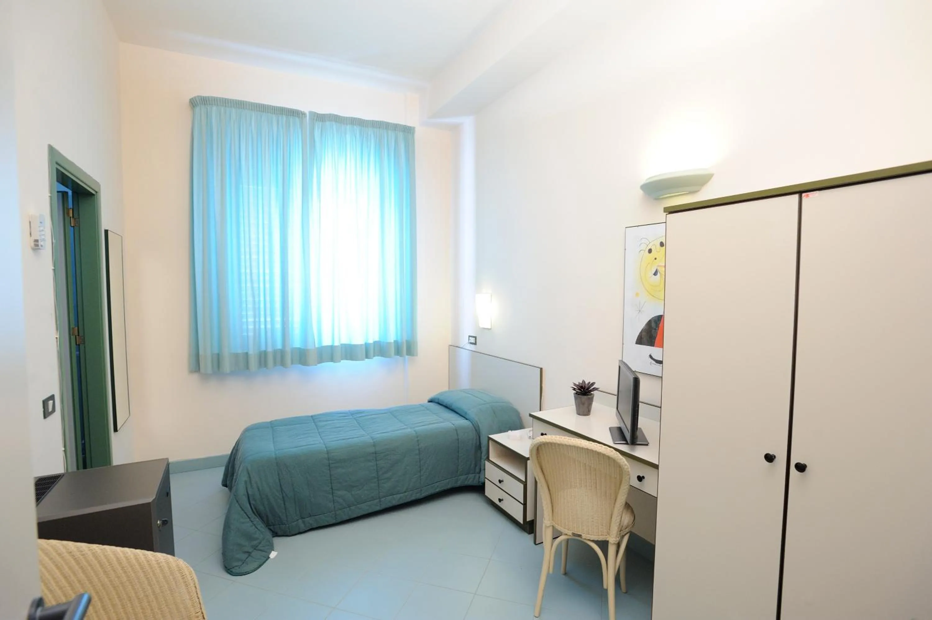 Photo of the whole room, Bed in L'Approdo di Angelino