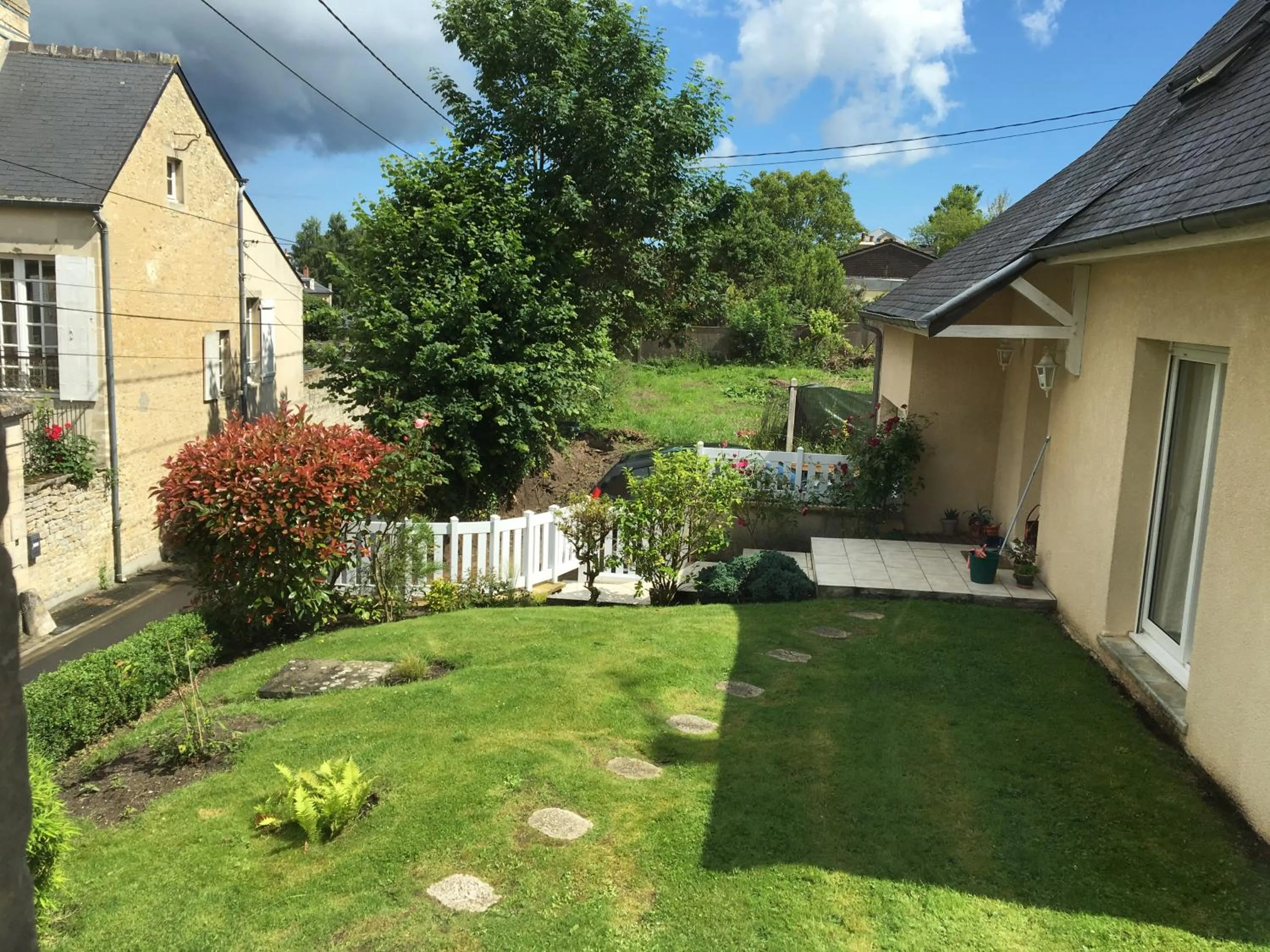 Garden view in La Pomme de nuit