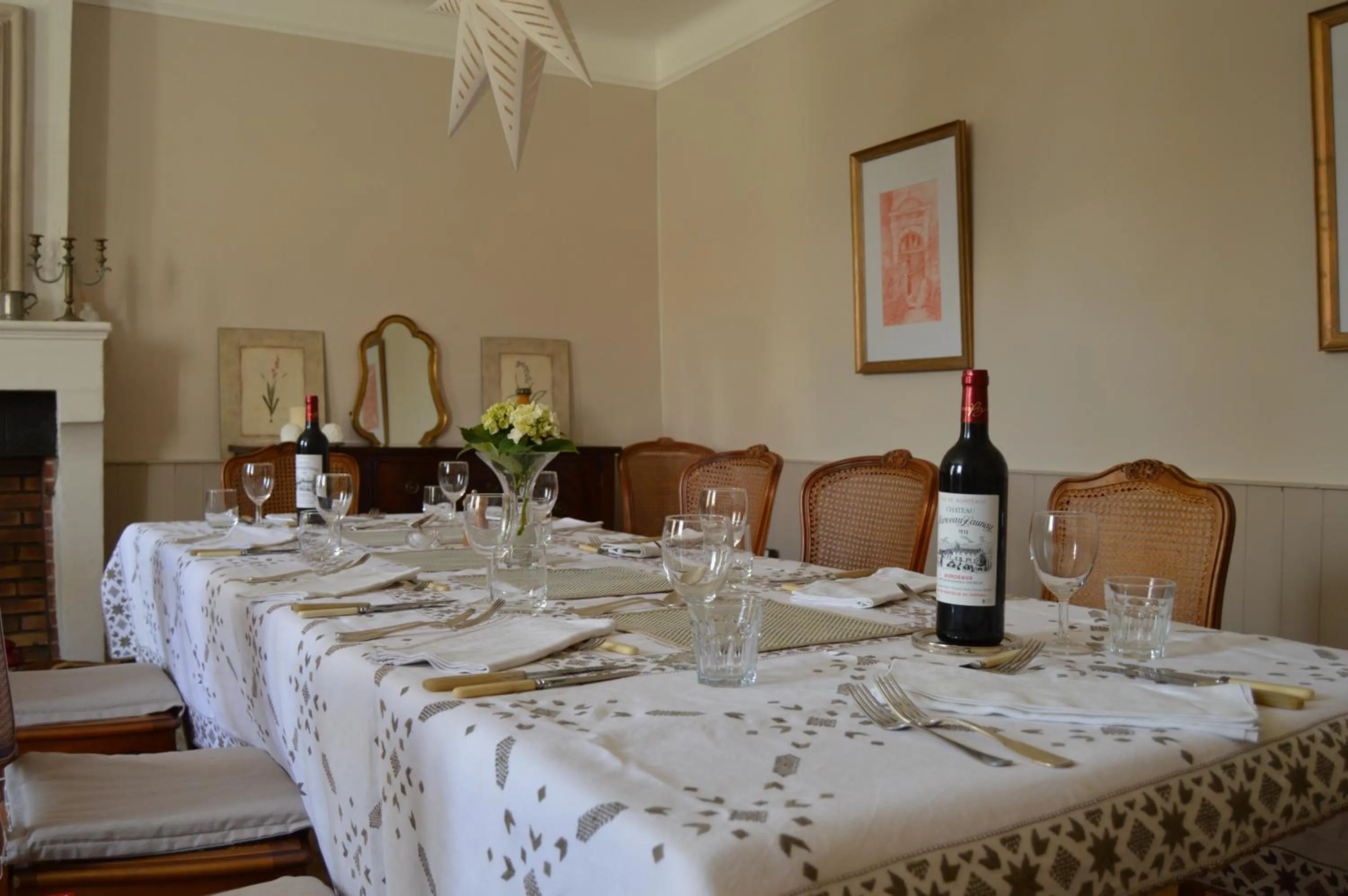 Restaurant/places to eat in La Vieille Distillerie