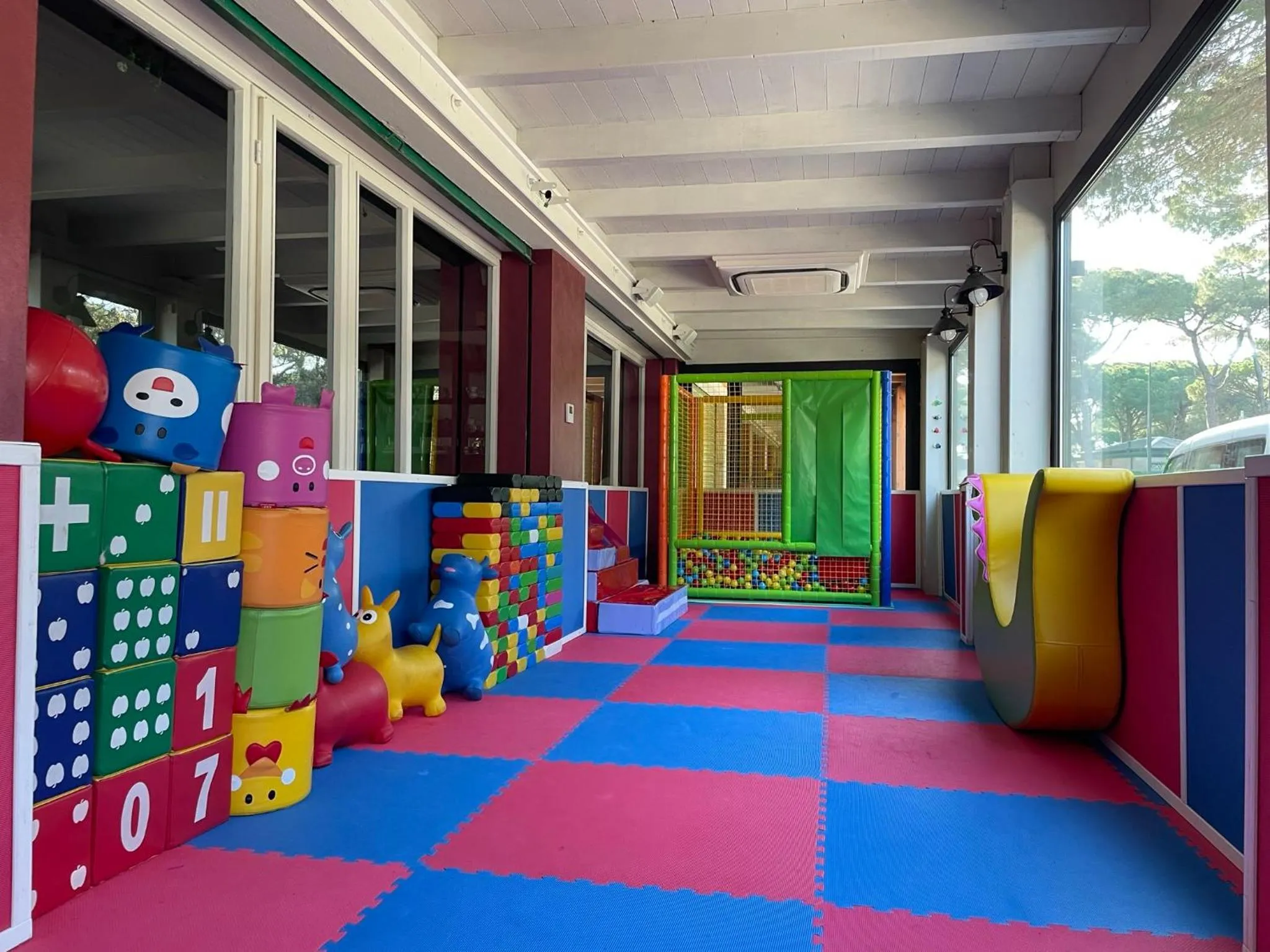 Game Room in Hotel Columbia