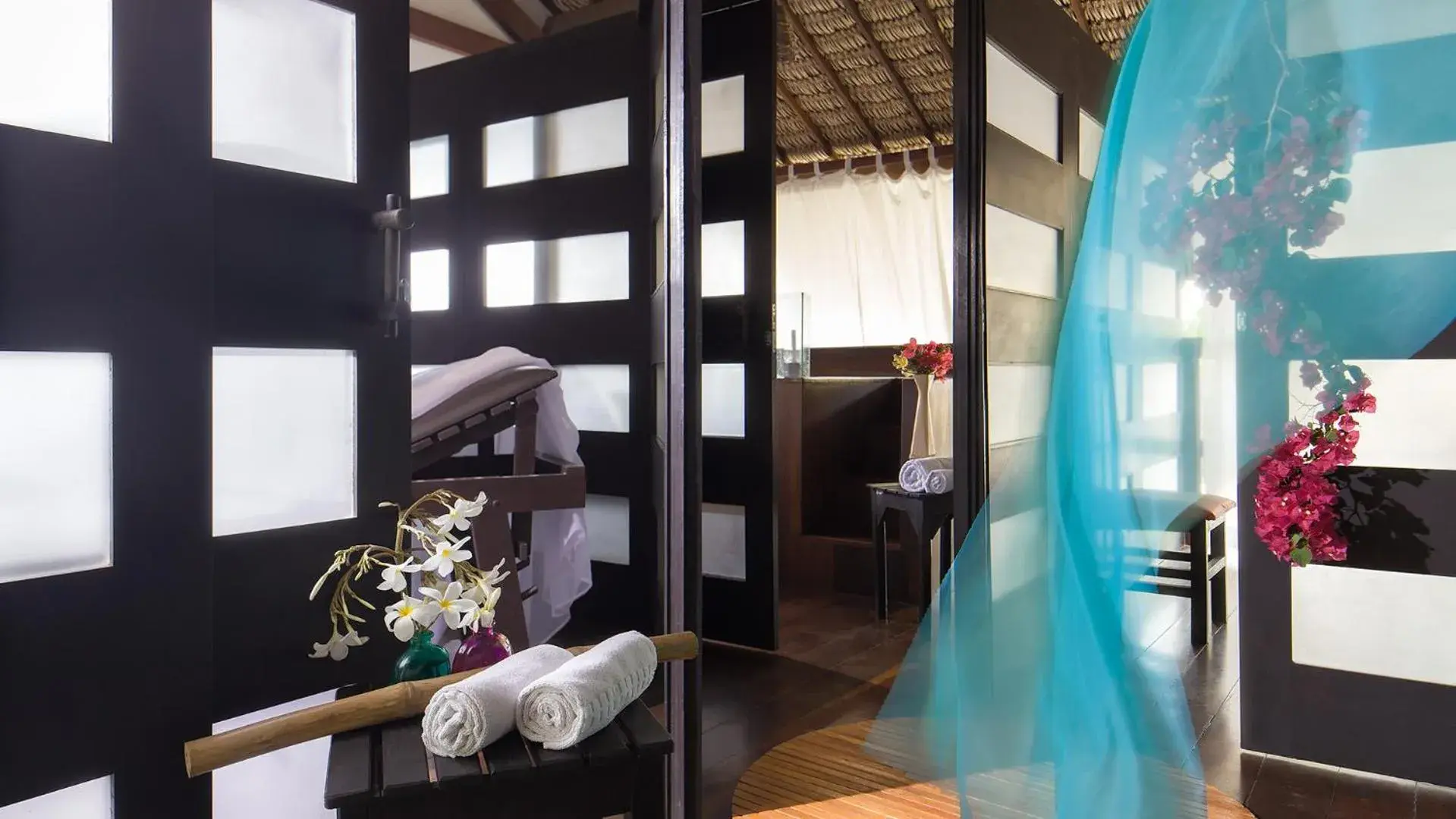 Photo of the whole room, Bed in My Blue Hotel Photo of the whole room, Bed in My Blue Hotel