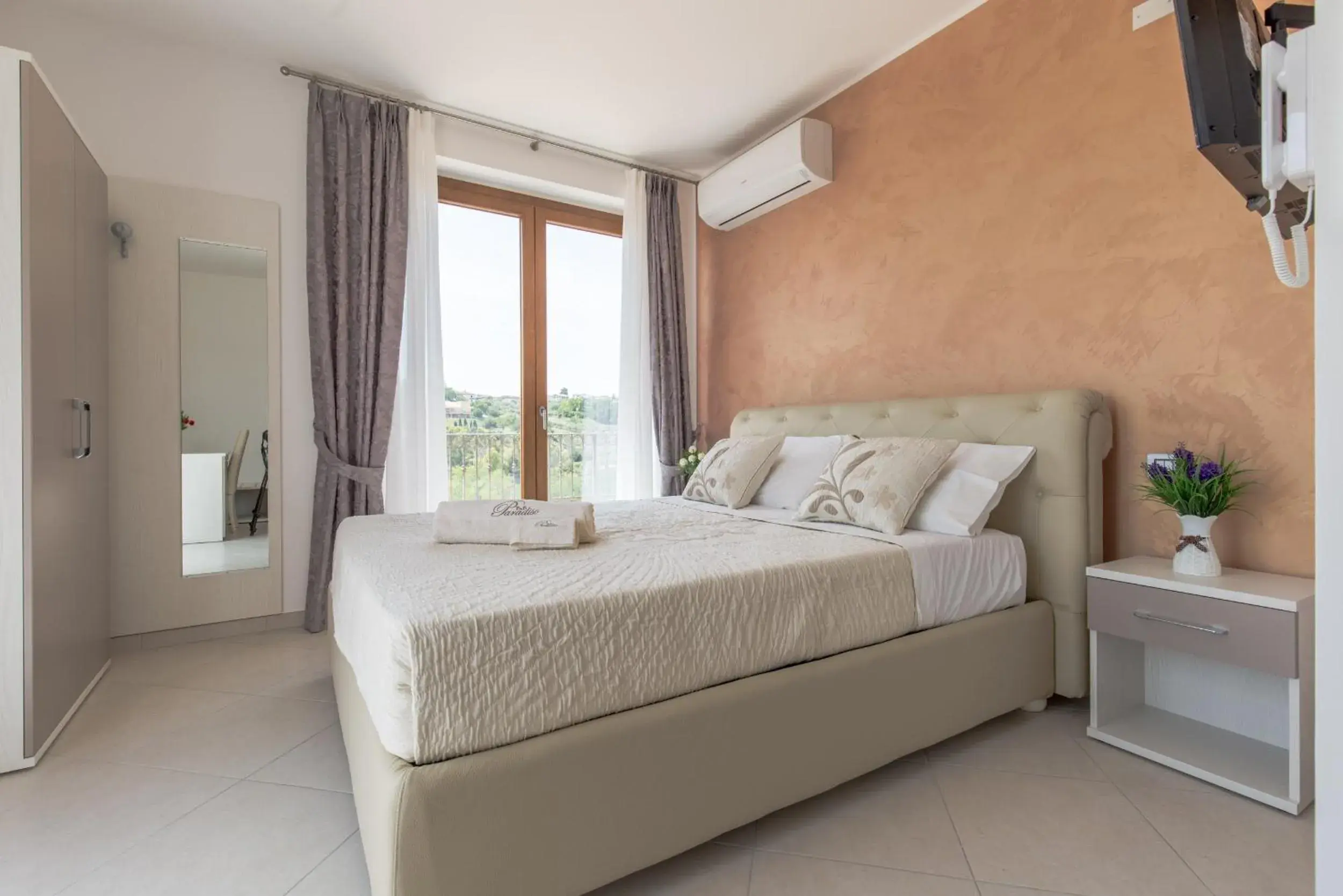 Double Room - single occupancy in B&B Paradiso Double Room - single occupancy in B&B Paradiso