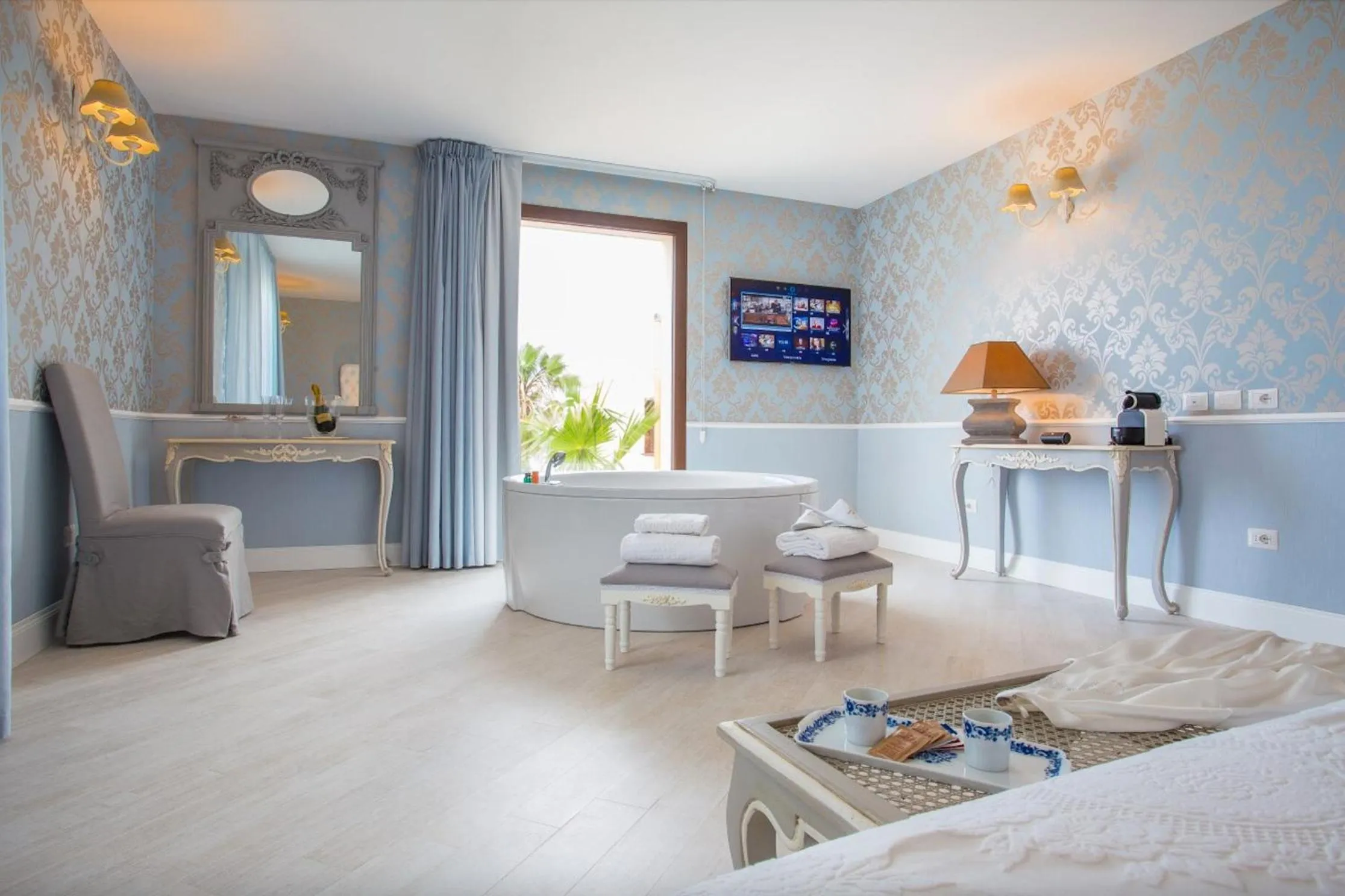 Bed in Marina Holiday & Spa