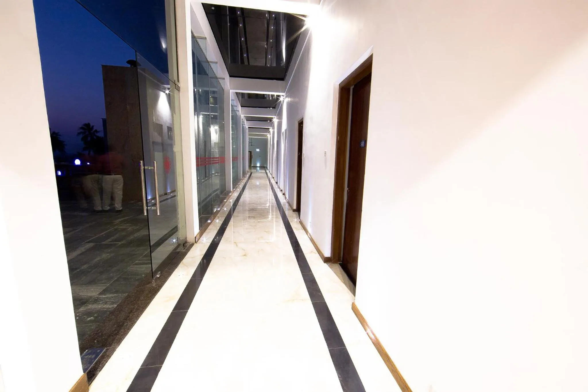 Family in Club Waskaduwa Beach Resort & Spa