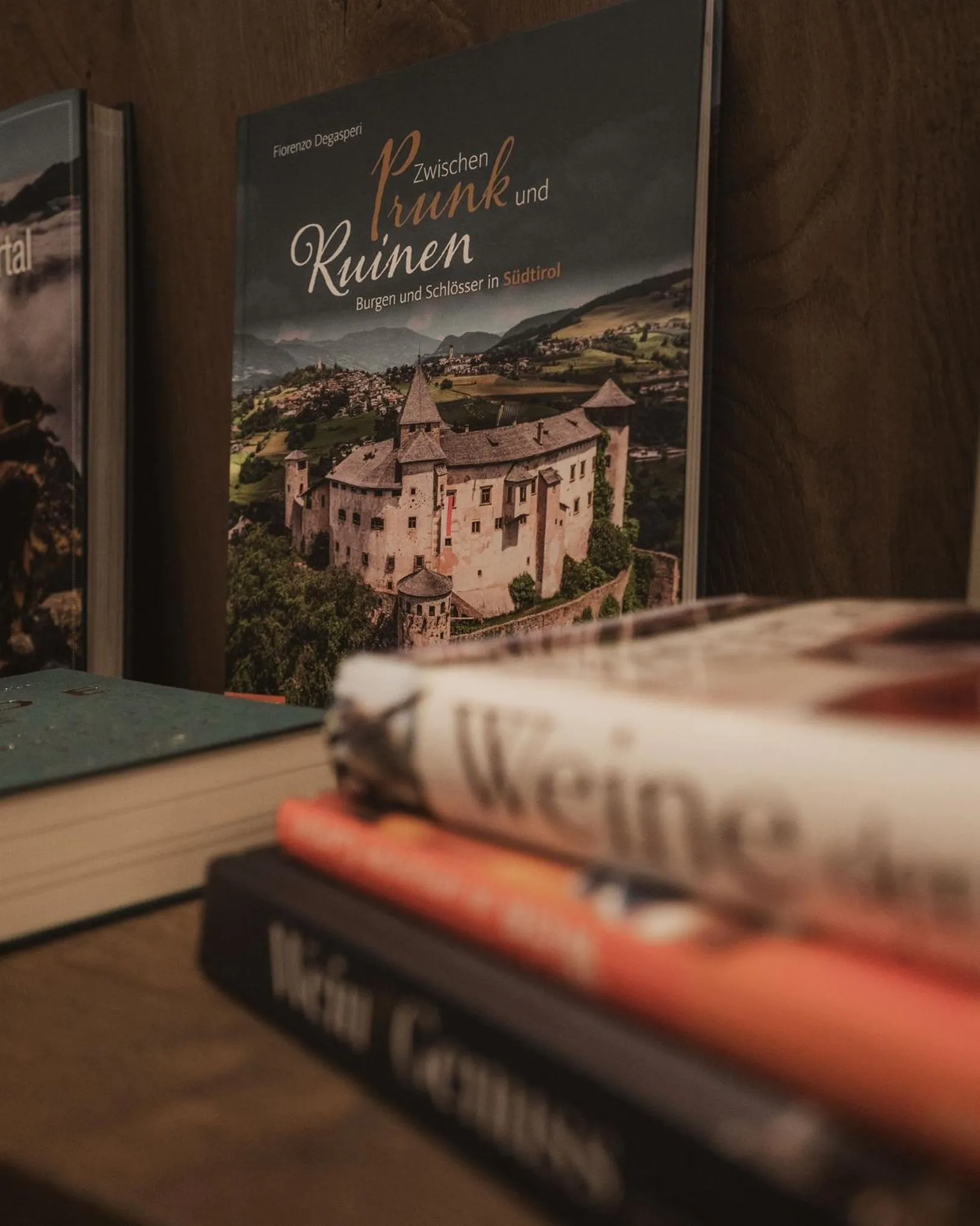 Library in Hotel Bad Fallenbach
