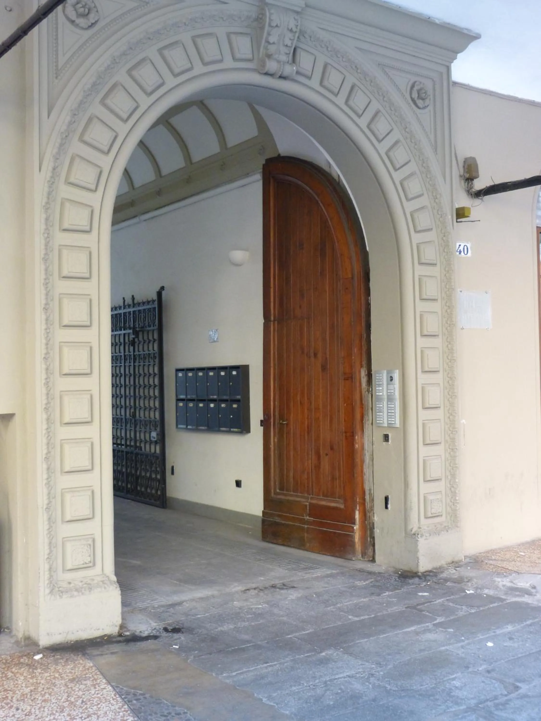 Facade/entrance in Residenza Piazza Santo Stefano