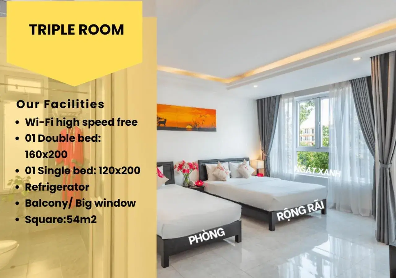 Triple Room with Balcony in Flamingo Villa Homestay - Big Rooms with Balcony - Close to Hoi An Old Town 200m & Temple Bridge - Large Outside Pool for Sun Bathing Triple Room with Balcony in Flamingo Villa Homestay - Big Rooms with Balcony - Close to Hoi An Old Town 200m & Temple Bridge - Large Outside Pool for Sun Bathing