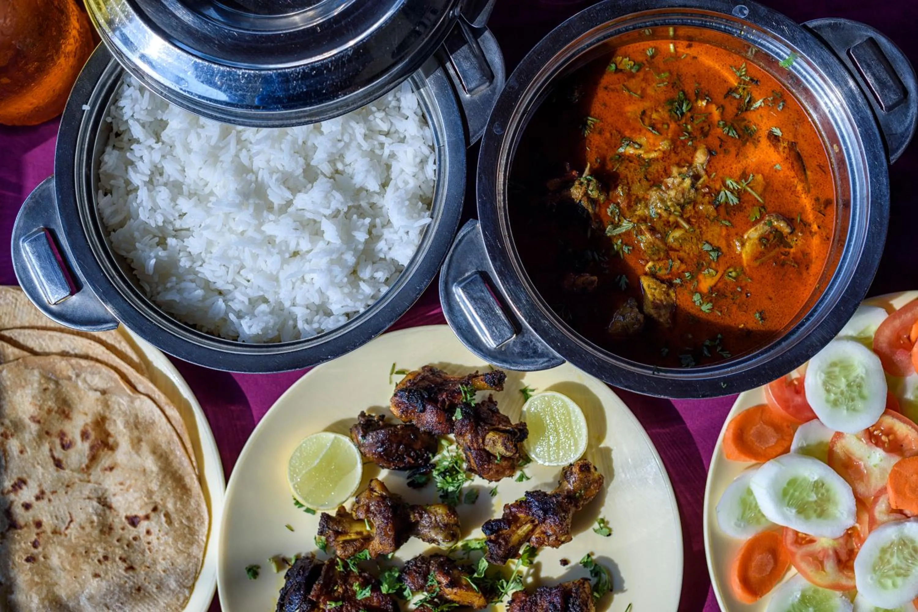 Food and drinks in SaffronStays Salt Rim on the Beach, Korlai