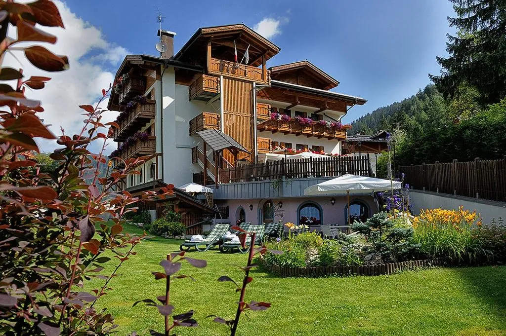 Property building in Hotel Gianna