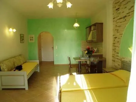 Bed in Annita's Village Hotel