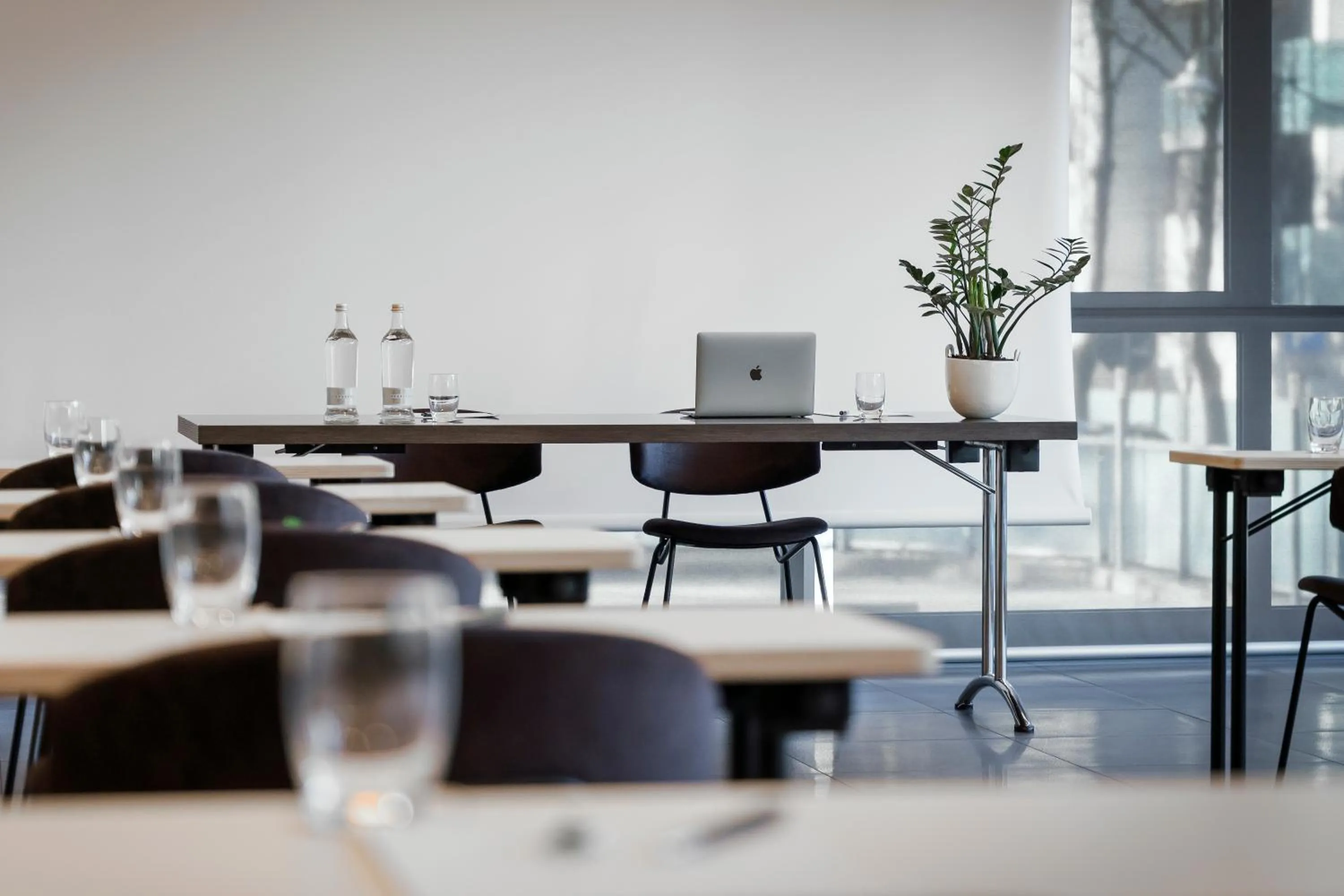 Meeting/conference room in Aqua Hotel