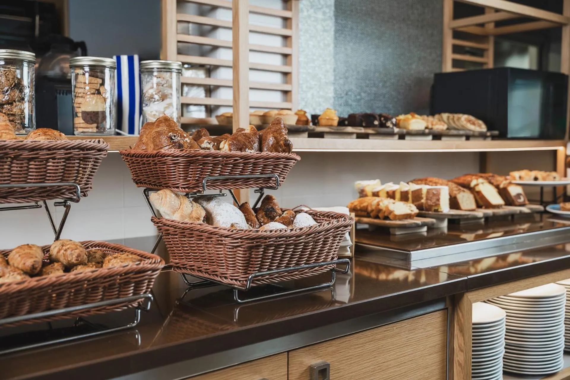 Buffet breakfast in Aqua Hotel